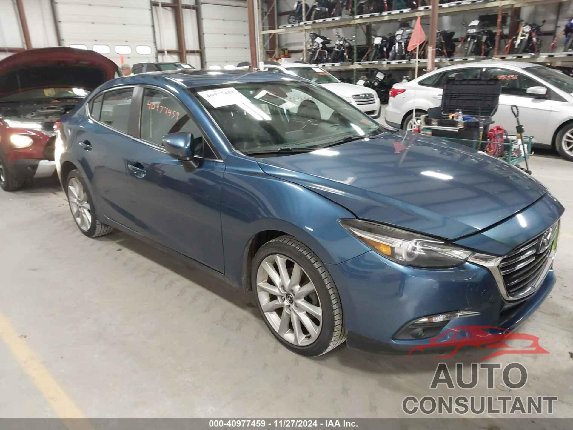 MAZDA MAZDA3 2017 - JM1BN1W30H1145403