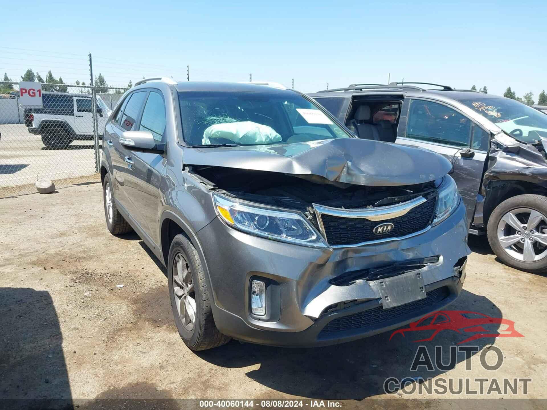 KIA SORENTO 2014 - 5XYKT4A74EG520321