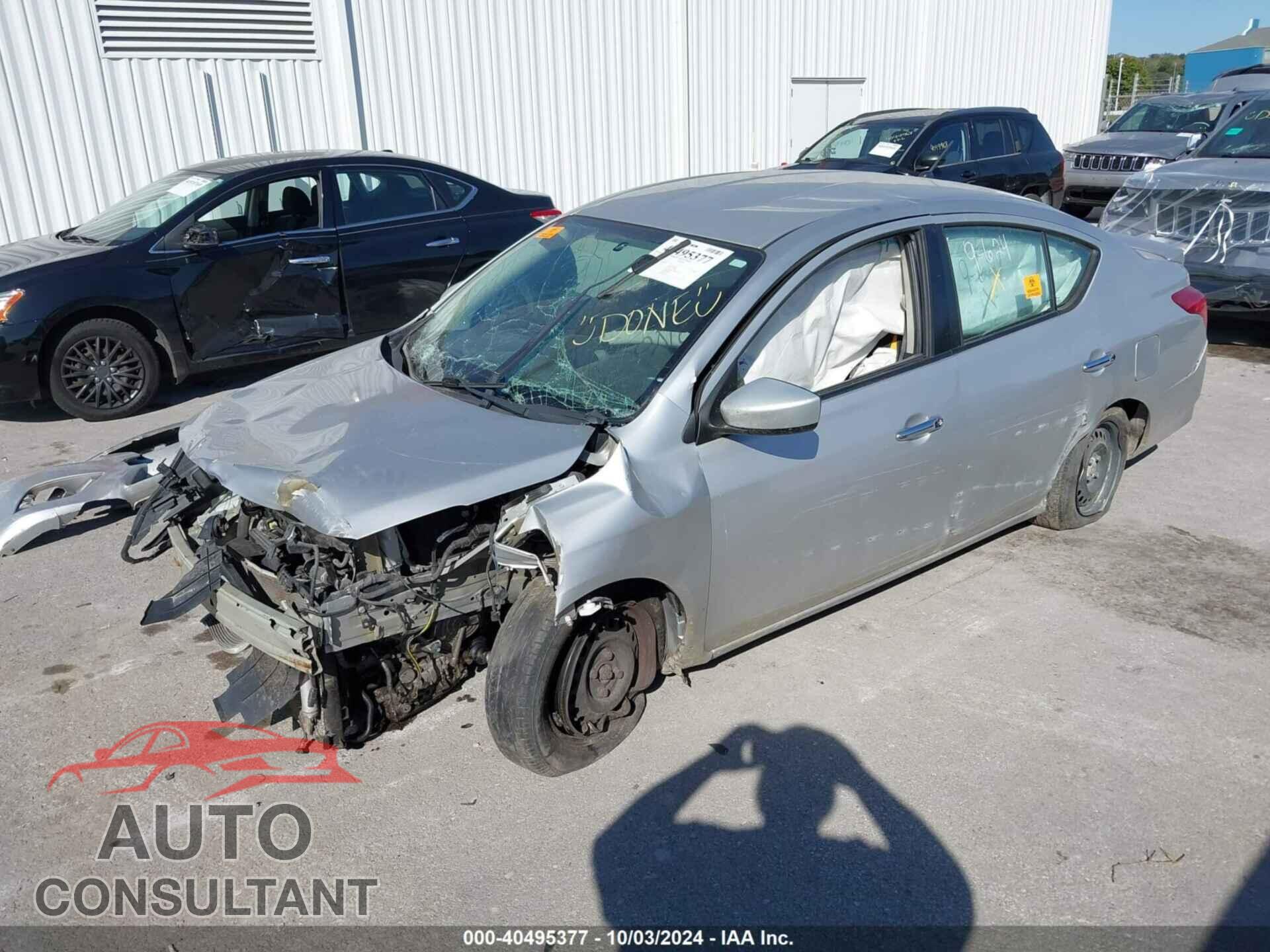 NISSAN VERSA 2019 - 3N1CN7AP3KL833190