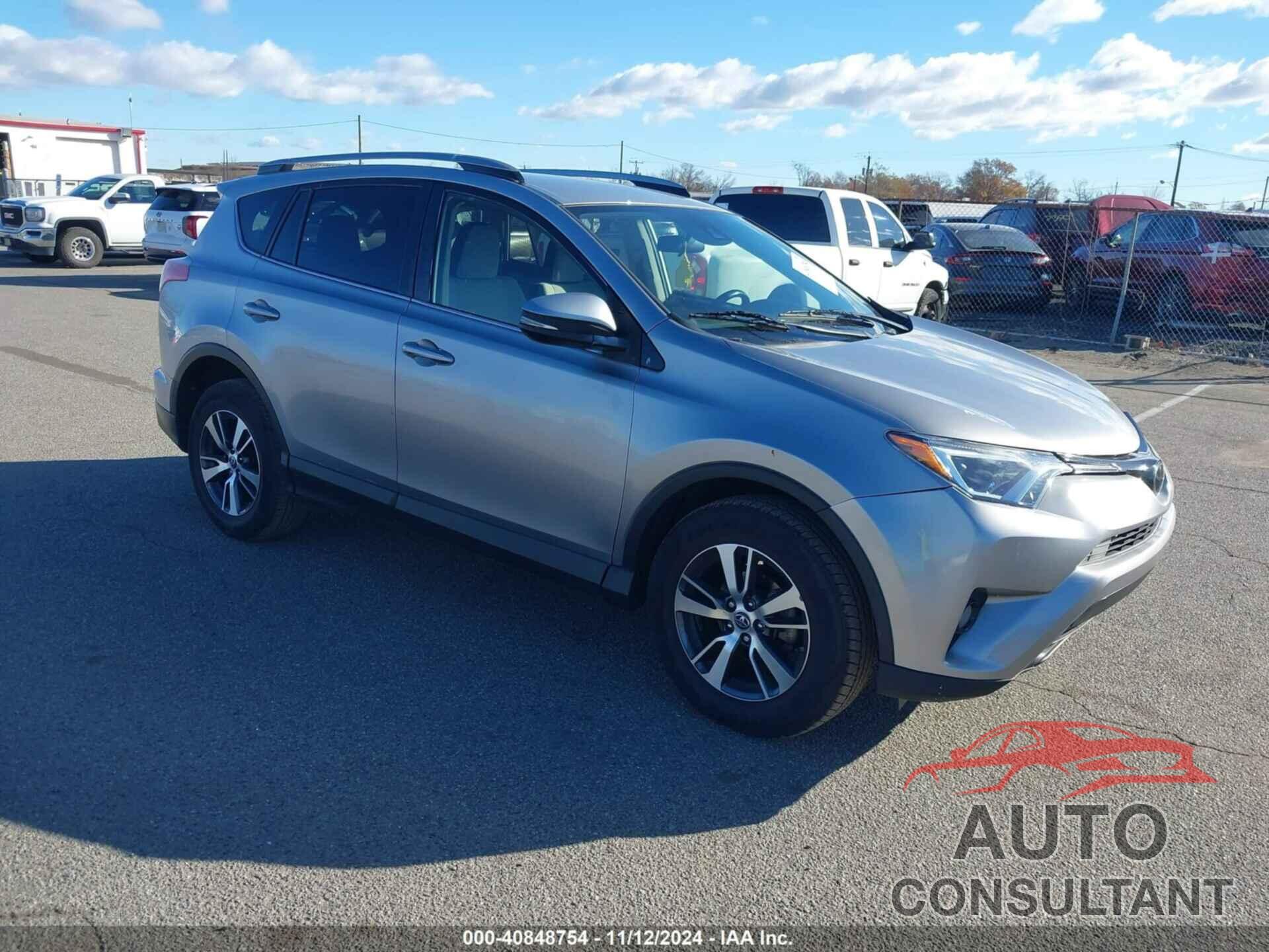 TOYOTA RAV4 2018 - JTMBFREV2JJ206822