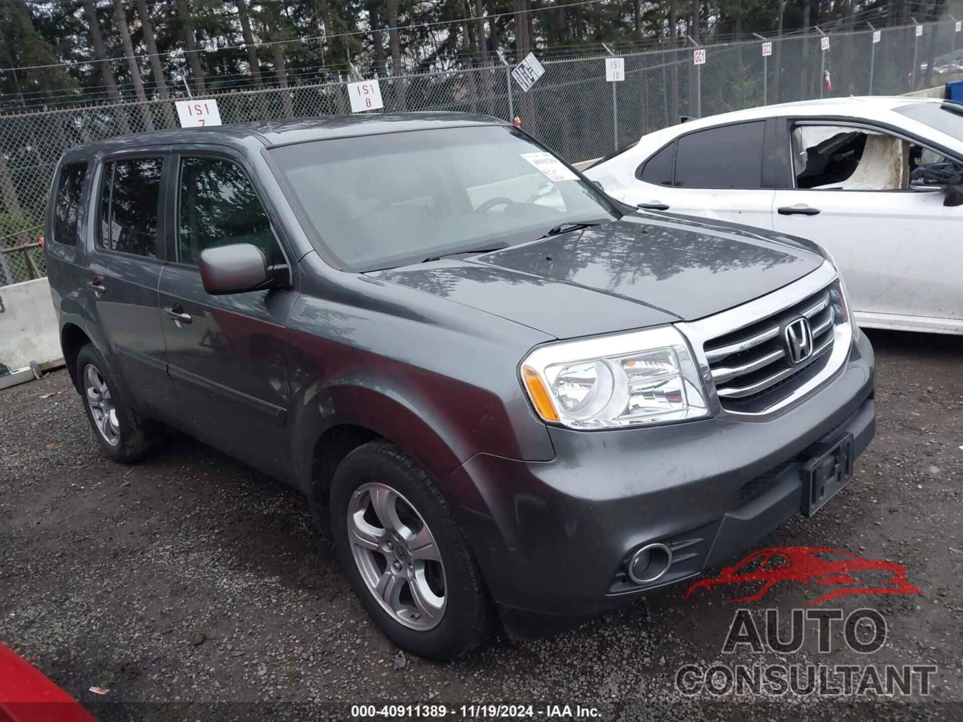 HONDA PILOT 2013 - 5FNYF4H4XDB032848