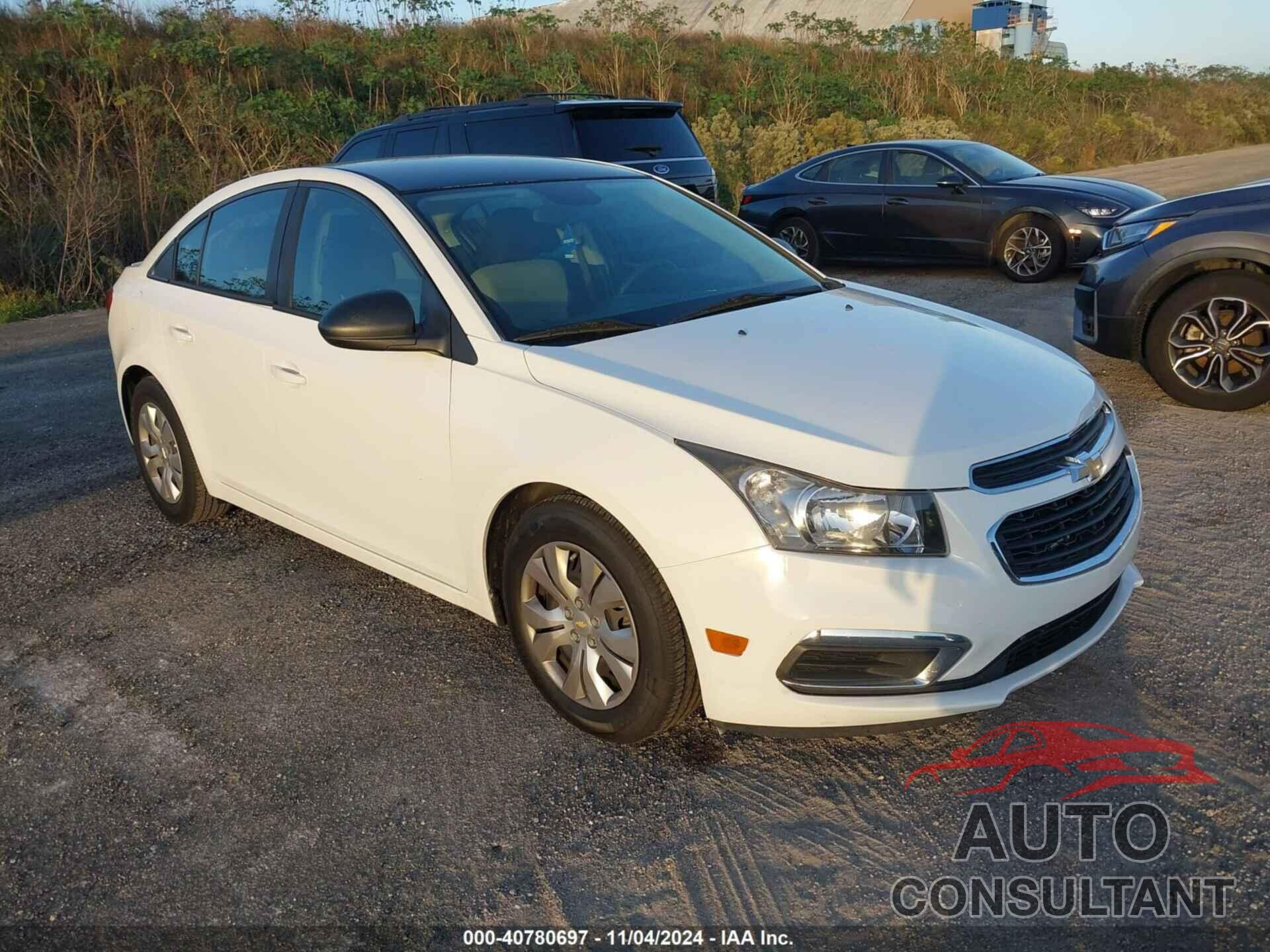 CHEVROLET CRUZE LIMITED 2016 - 1G1PC5SH1G7170884