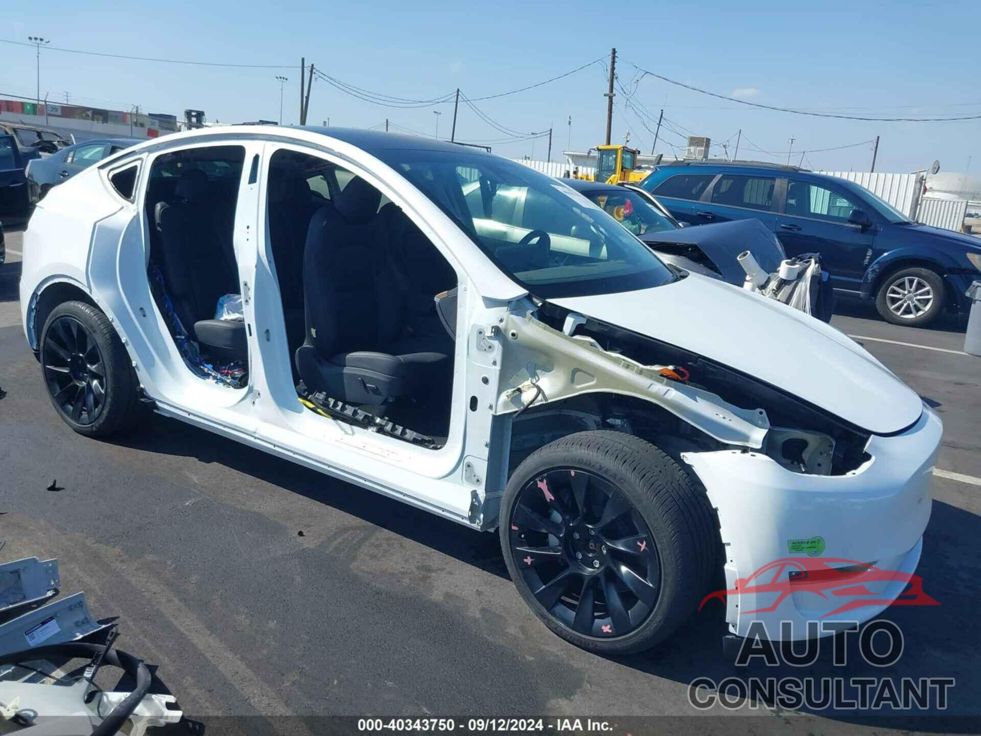 TESLA MODEL Y 2023 - 7SAYGDEE3PA104780