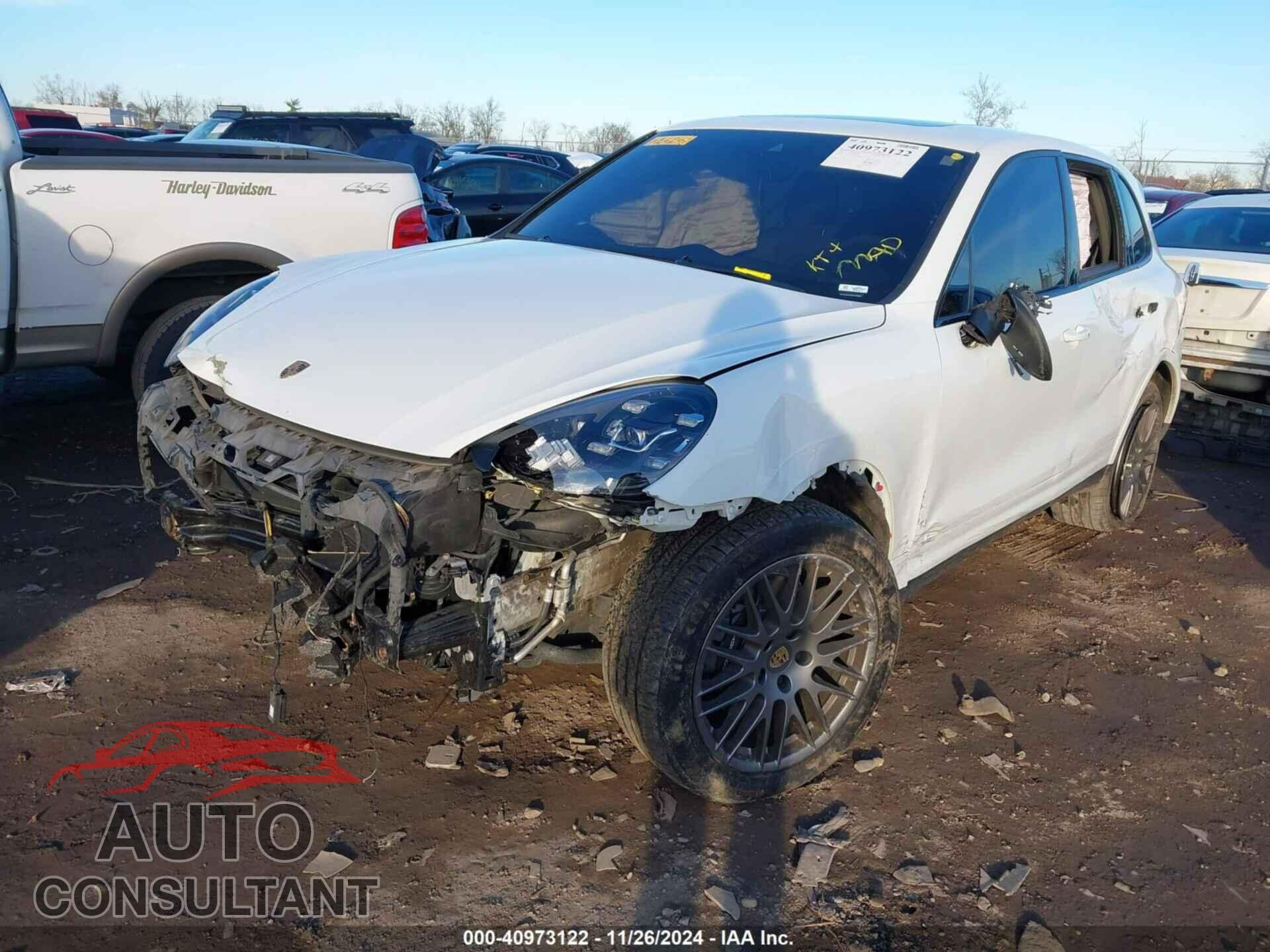 PORSCHE CAYENNE 2017 - WP1AA2A29HKA86260