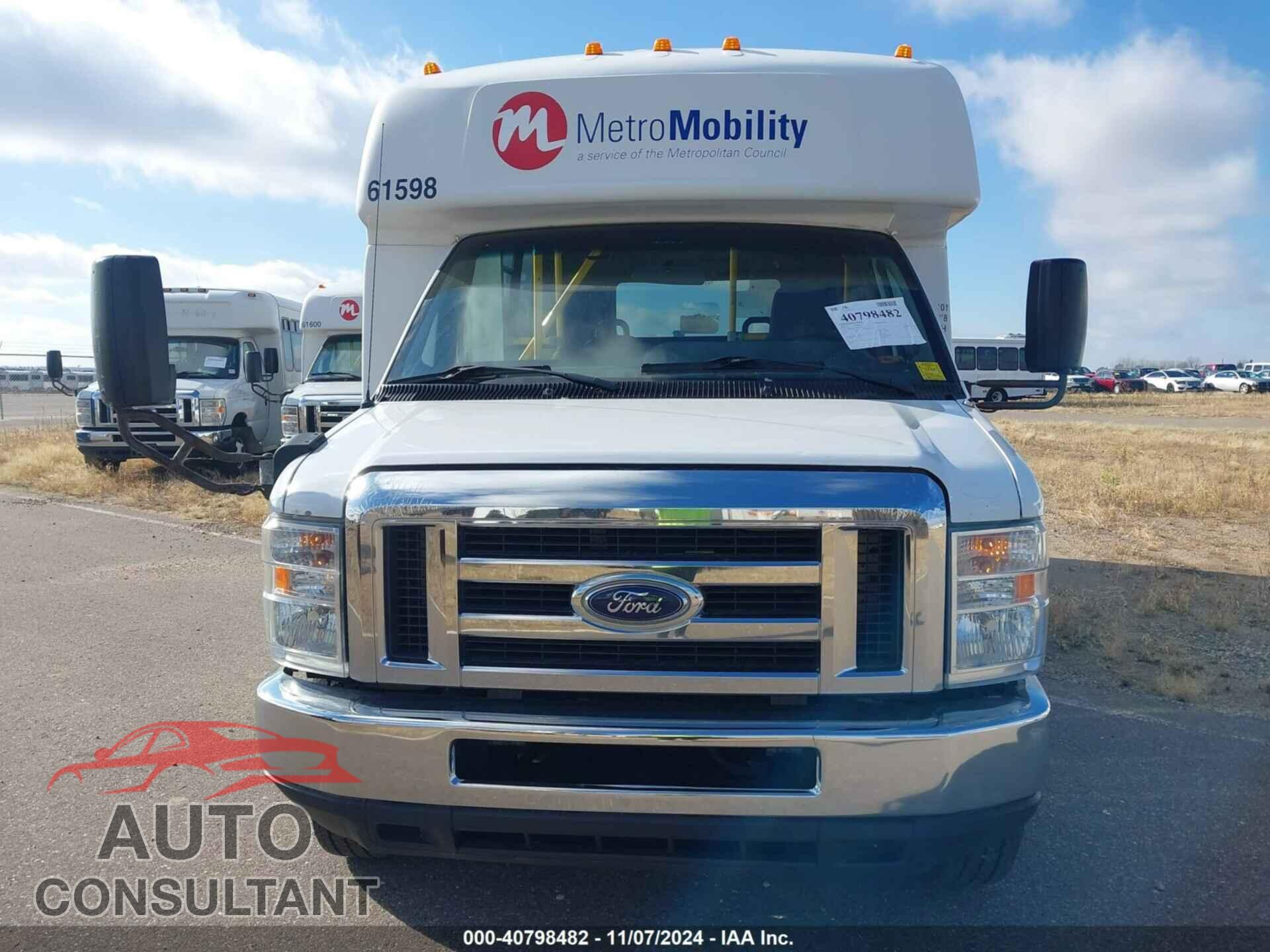 FORD E-450 CUTAWAY 2017 - 1FDFE4FS6HDC35367