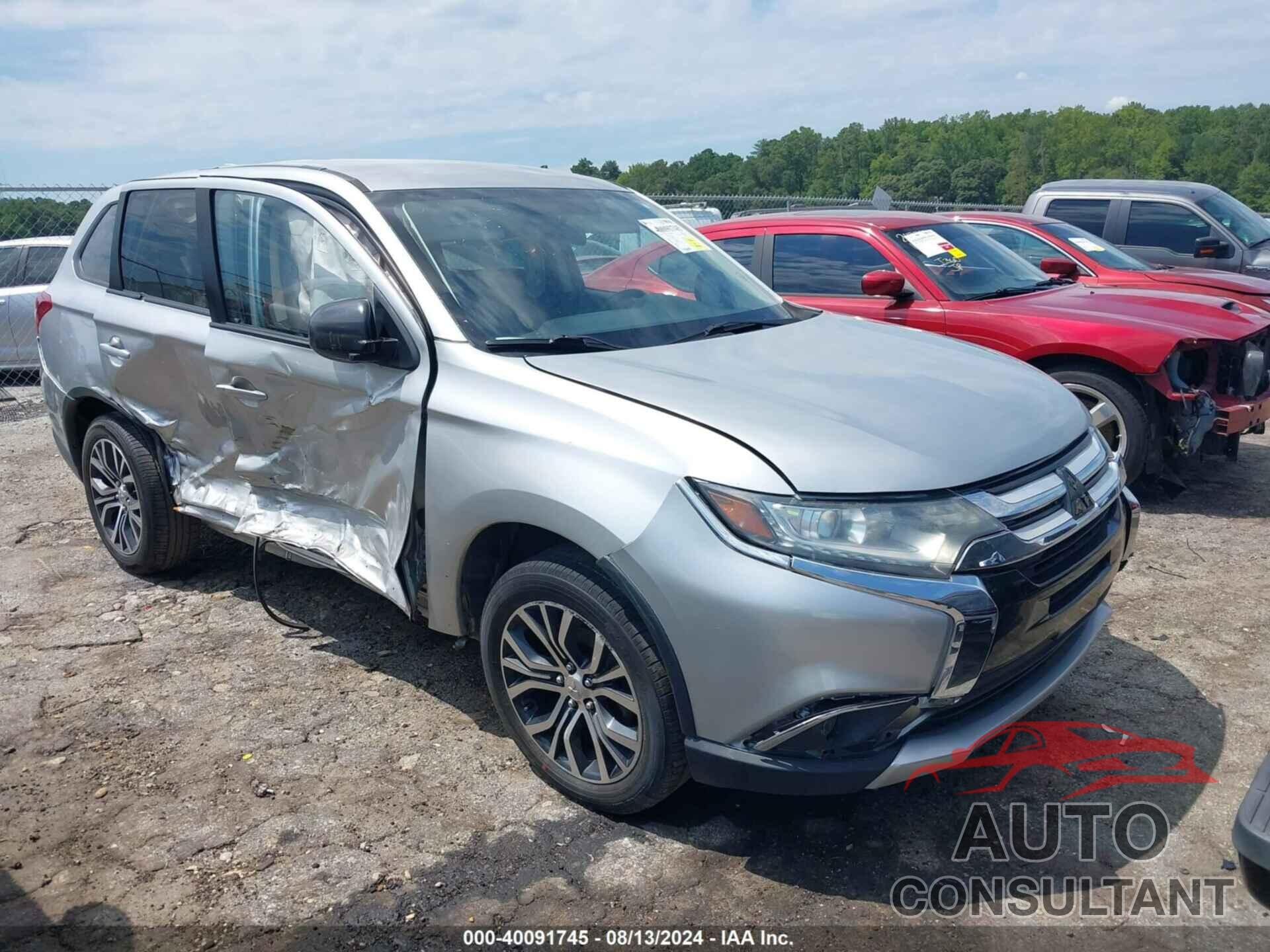 MITSUBISHI OUTLANDER 2018 - JA4AD2A39JJ004213