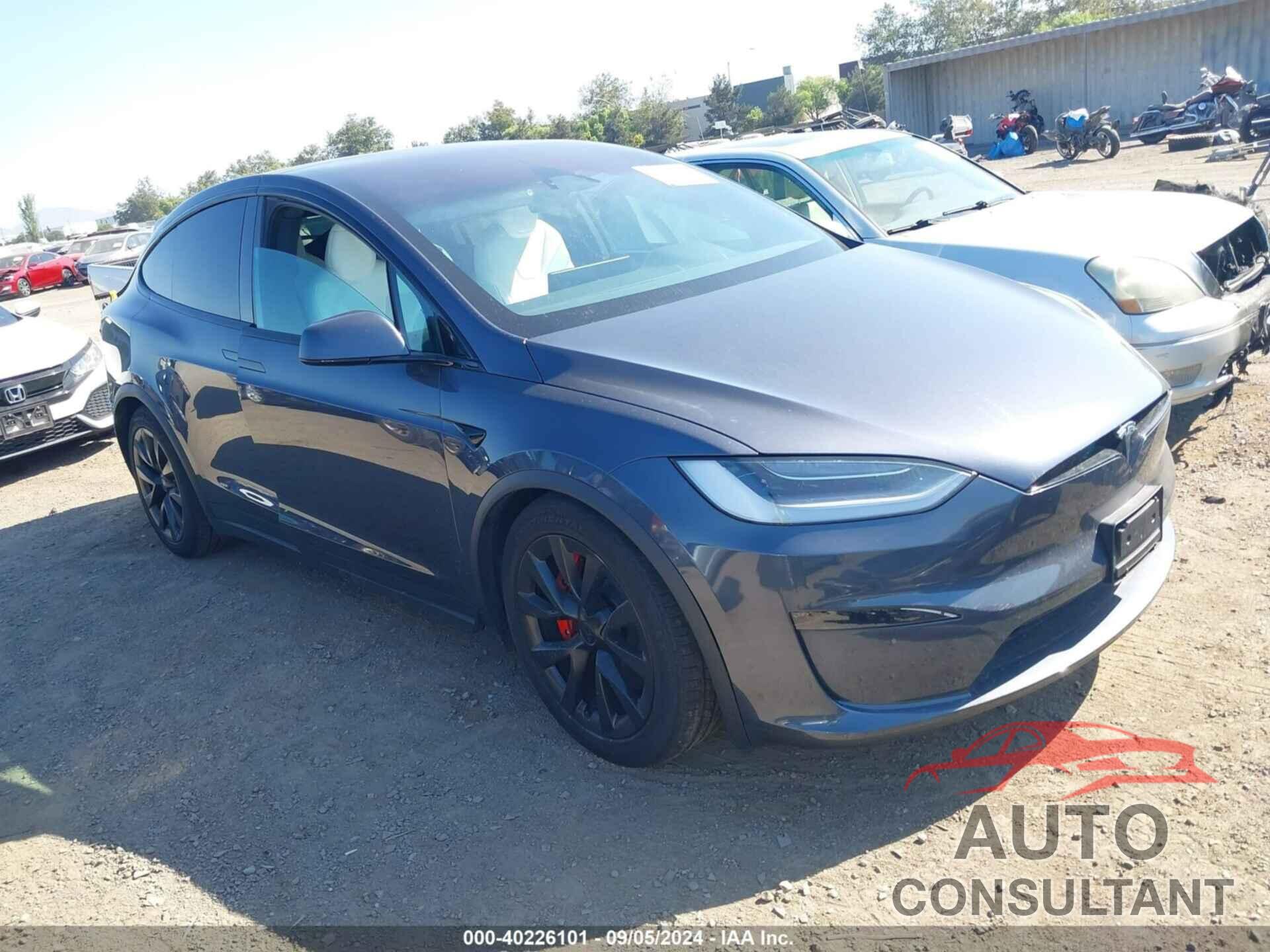 TESLA MODEL X 2023 - 7SAXCBE61PF388871