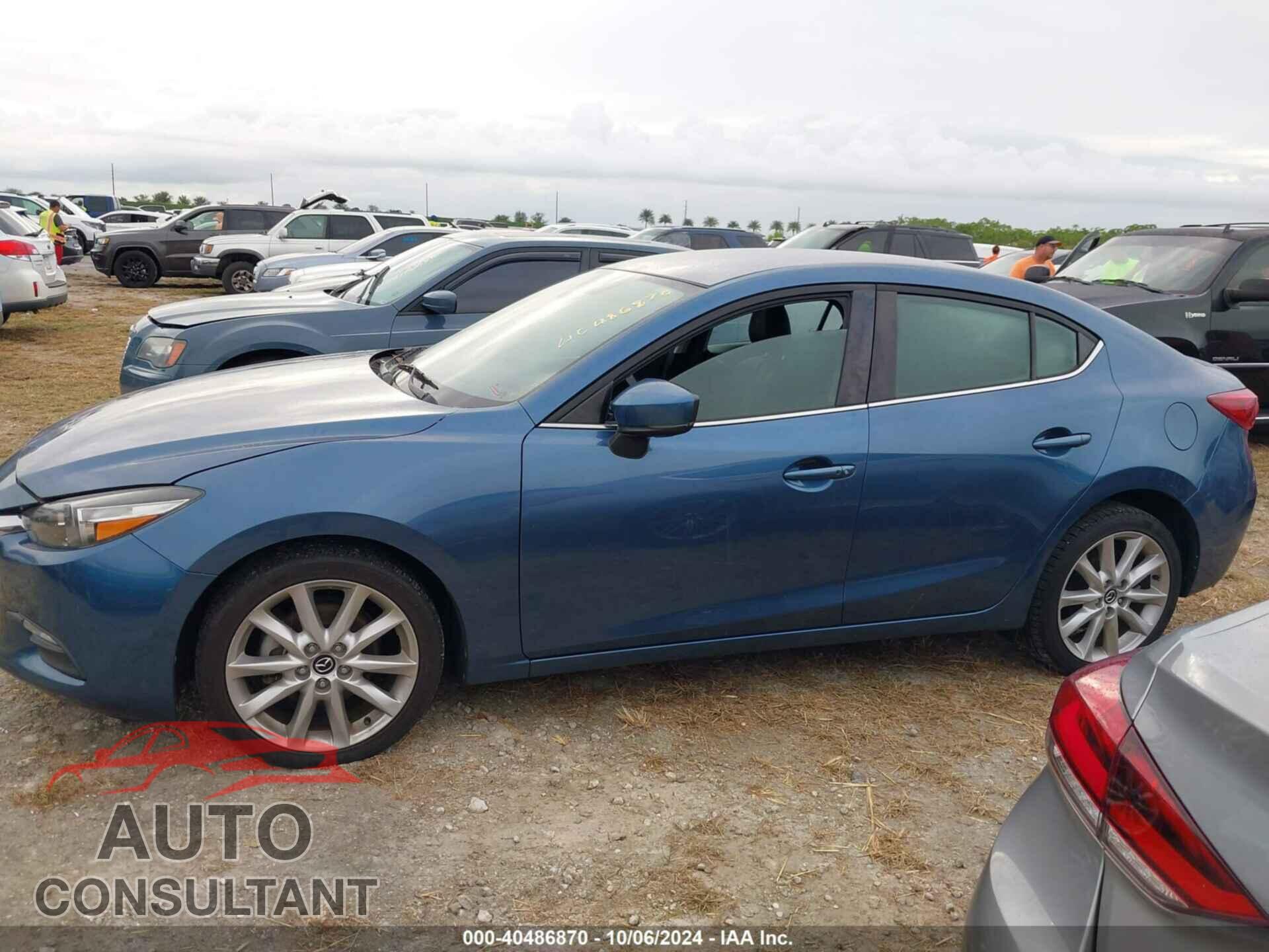 MAZDA 3 2017 - 3MZBN1V77HM123631