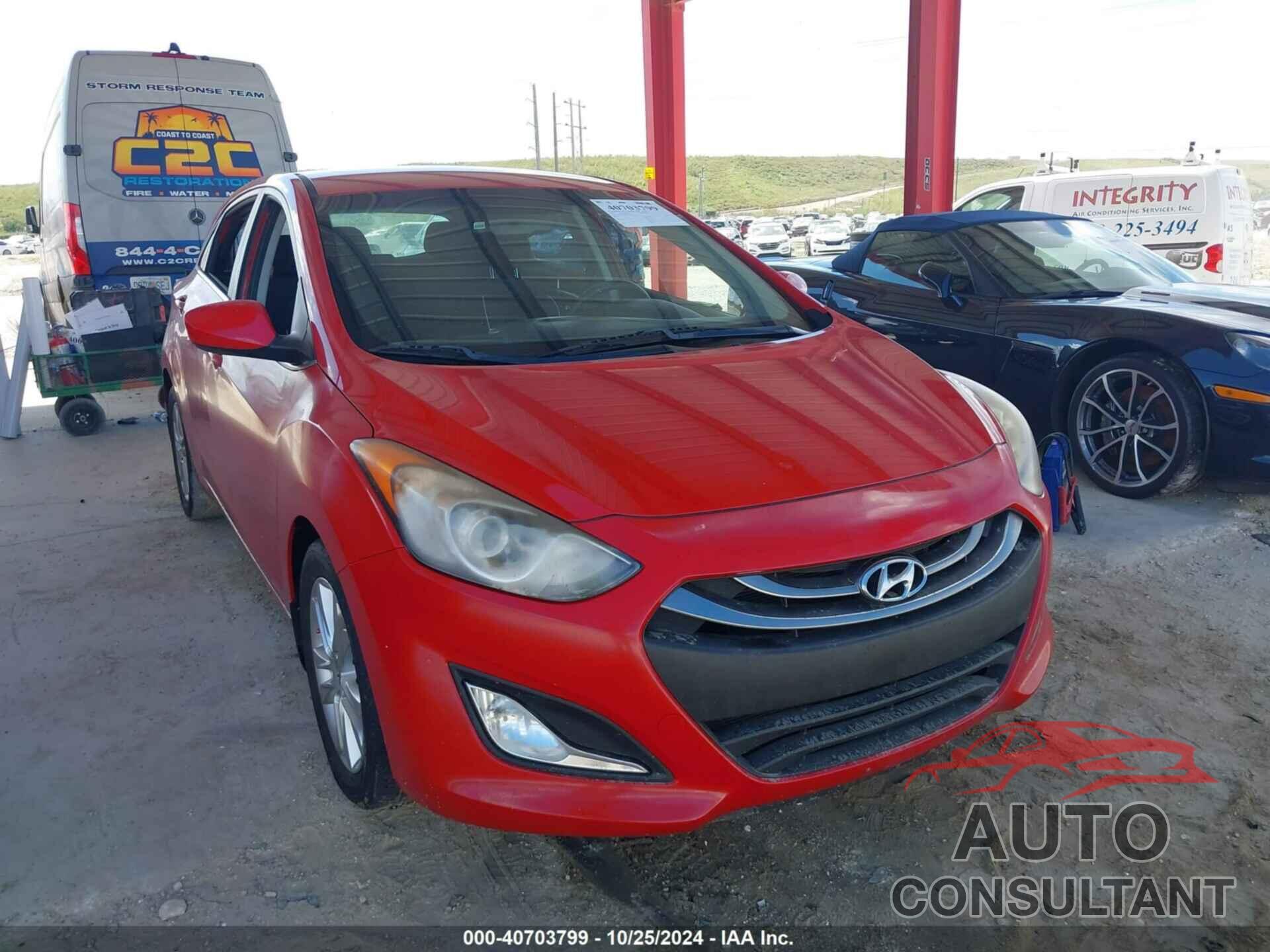 HYUNDAI ELANTRA GT 2013 - KMHD35LE2DU025201