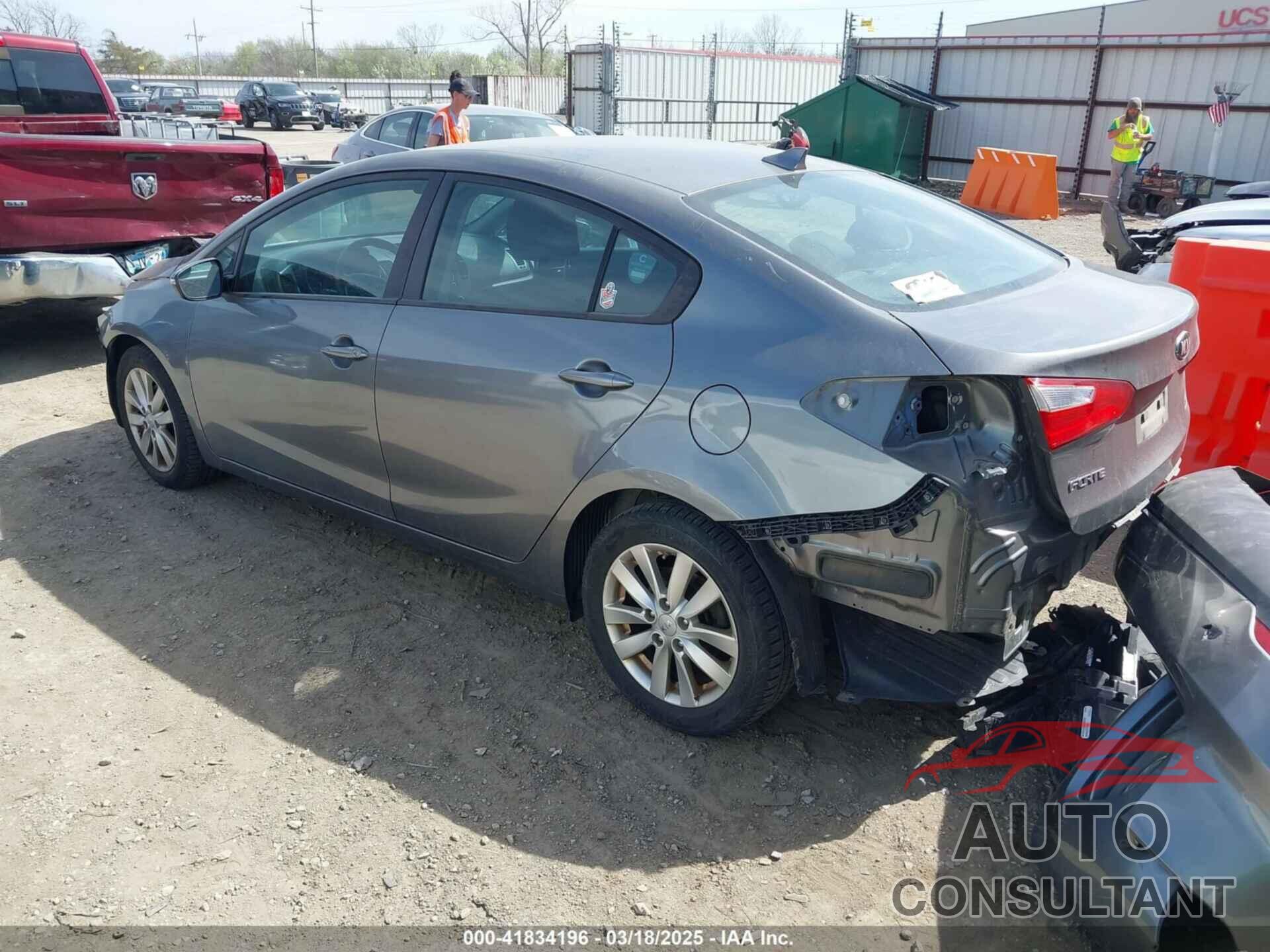 KIA FORTE 2016 - KNAFX4A64G5445402