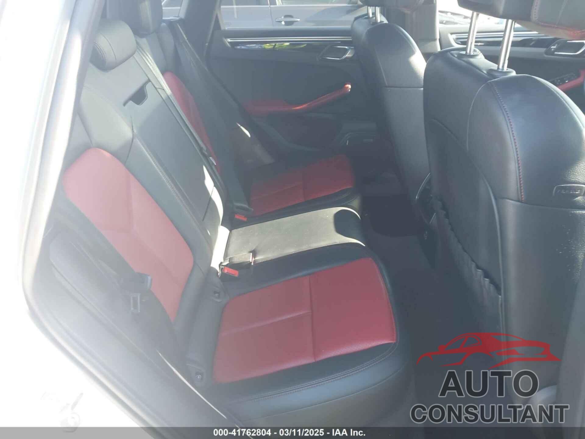PORSCHE MACAN 2021 - WP1AA2A53MLB09451