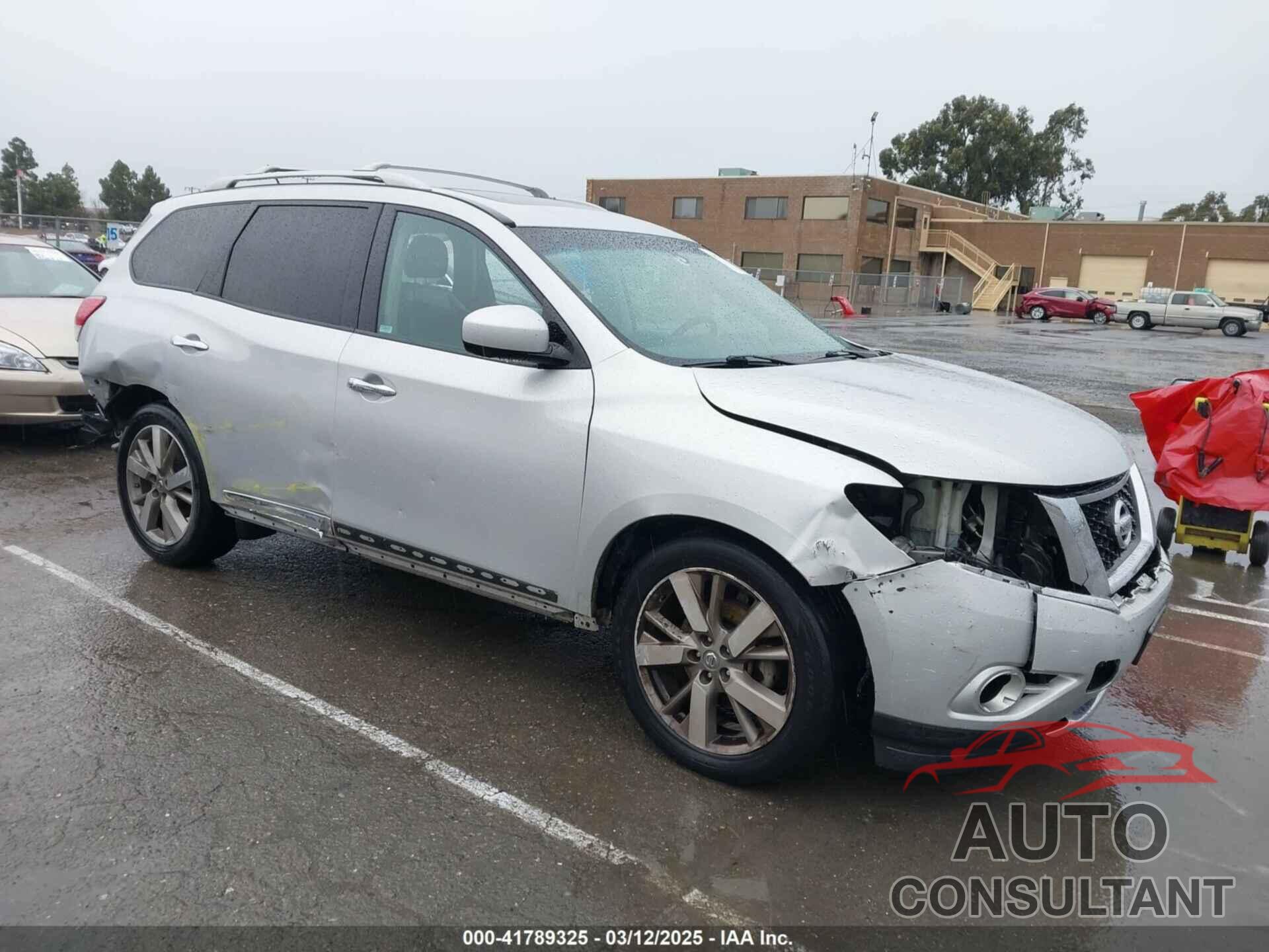 NISSAN PATHFINDER 2015 - 5N1AR2MM9FC719348