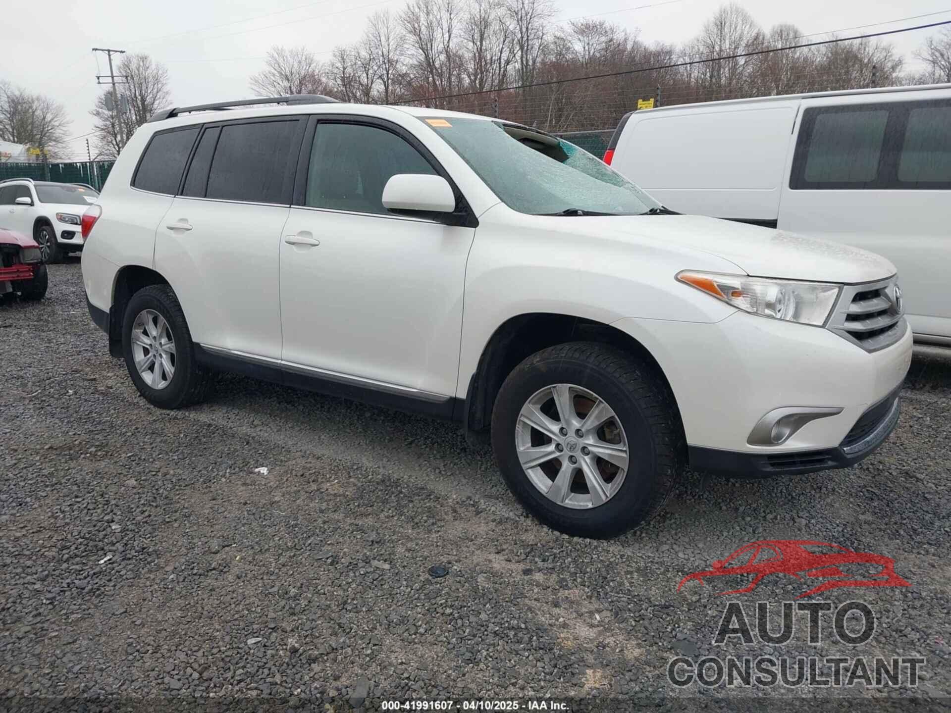 TOYOTA HIGHLANDER 2013 - 5TDBK3EHXDS262677