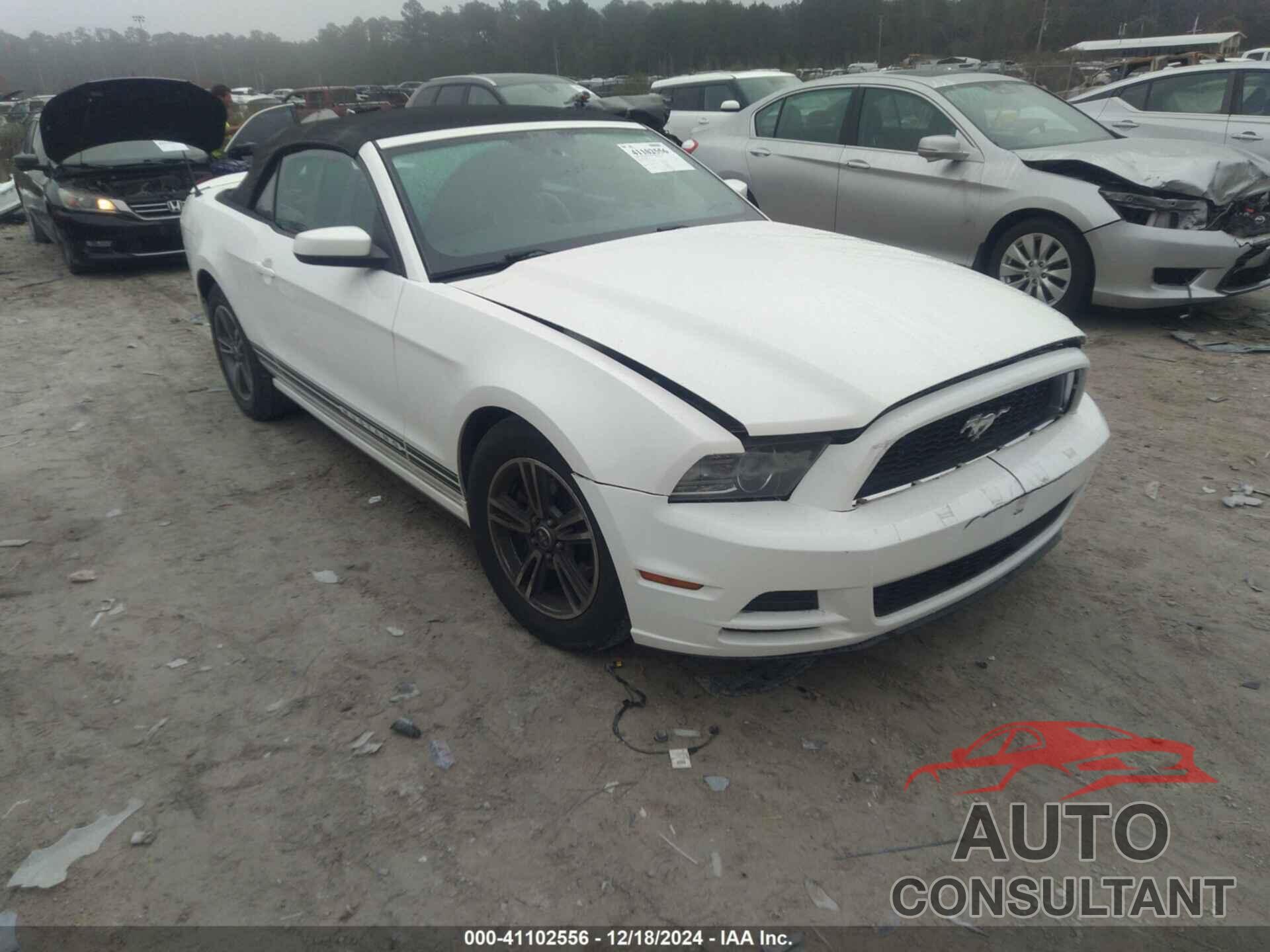 FORD MUSTANG 2013 - 1ZVBP8EM4D5211383