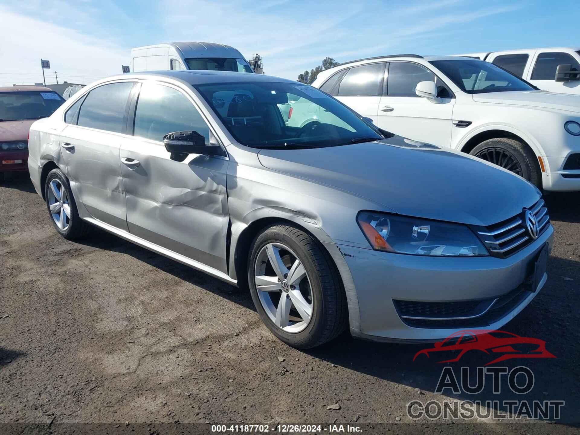 VOLKSWAGEN PASSAT 2013 - 1VWBP7A36DC031891