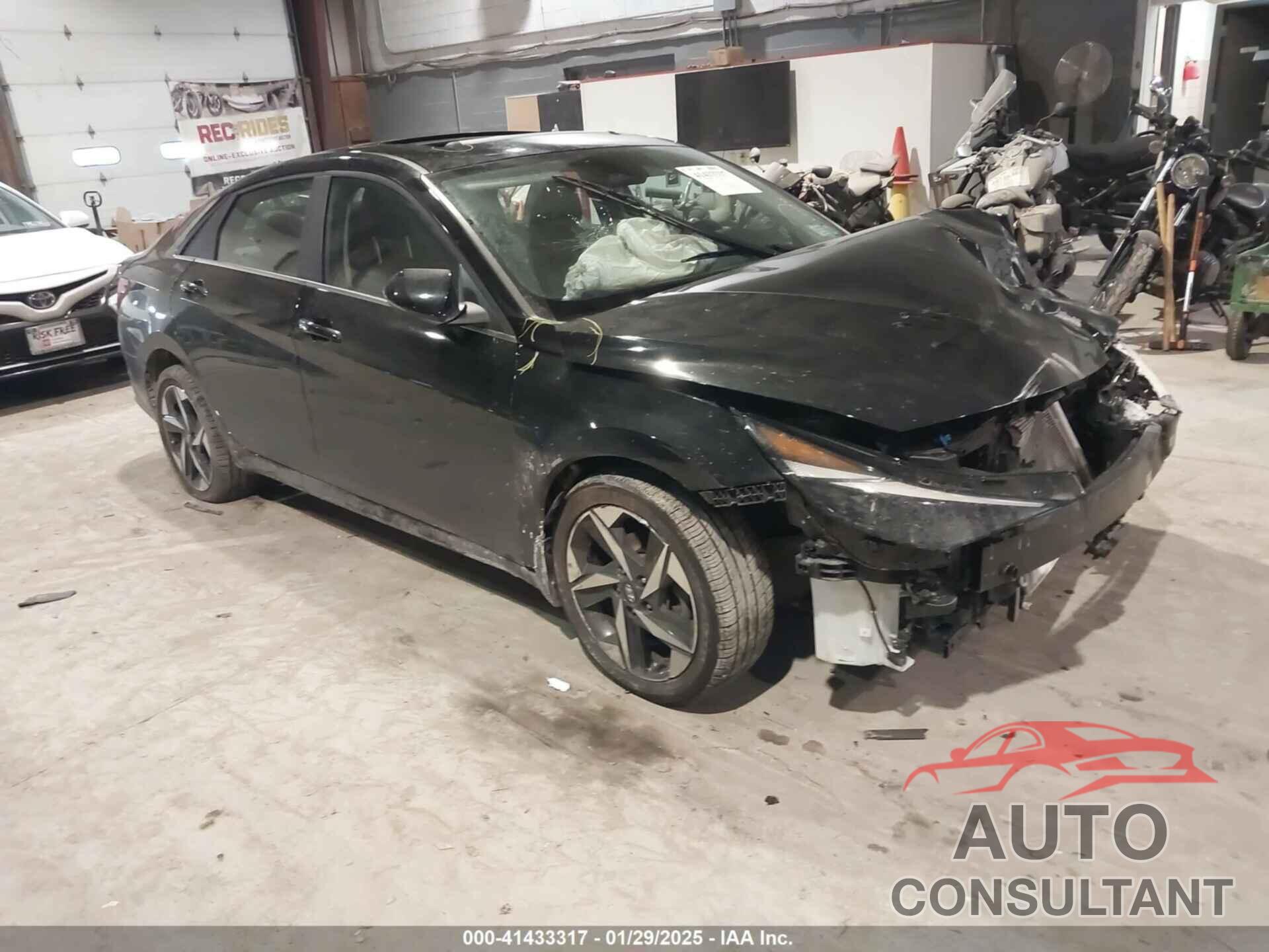 HYUNDAI ELANTRA 2023 - KMHLP4AG5PU519491