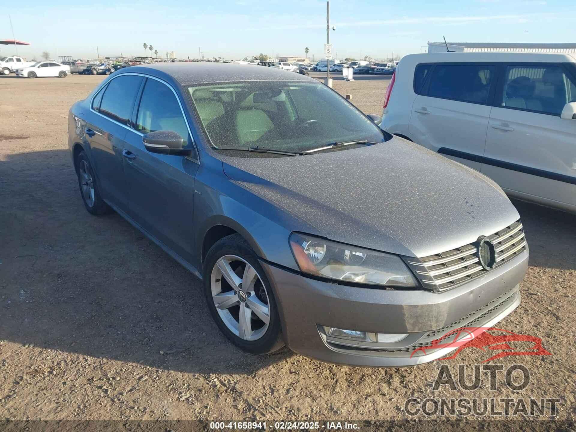 VOLKSWAGEN PASSAT 2015 - 1VWAT7A38FC117925