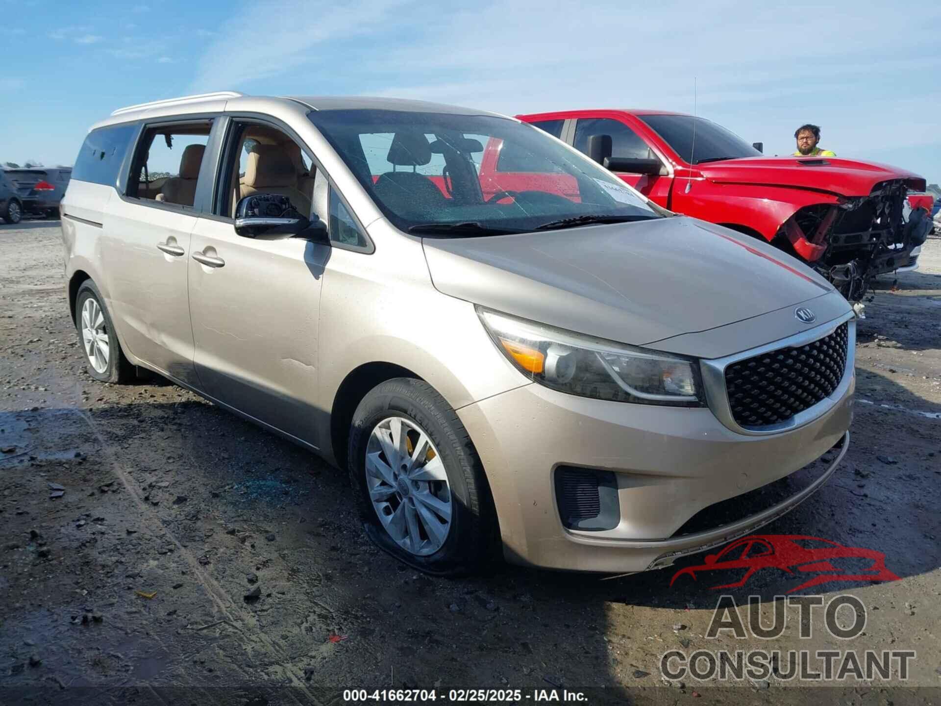 KIA SEDONA 2016 - KNDMB5C13G6093438