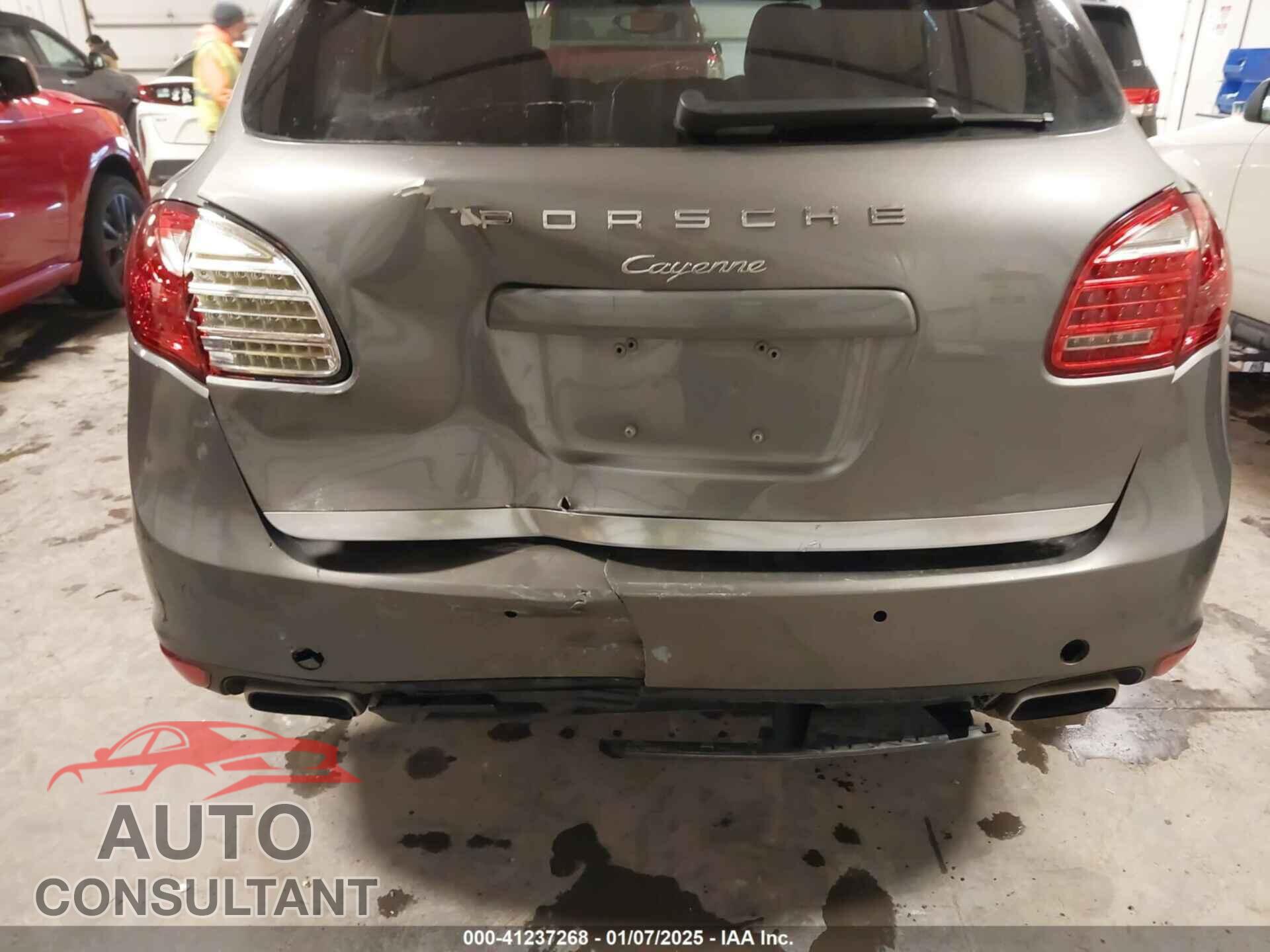 PORSCHE CAYENNE 2011 - WP1AA2A28BLA01121