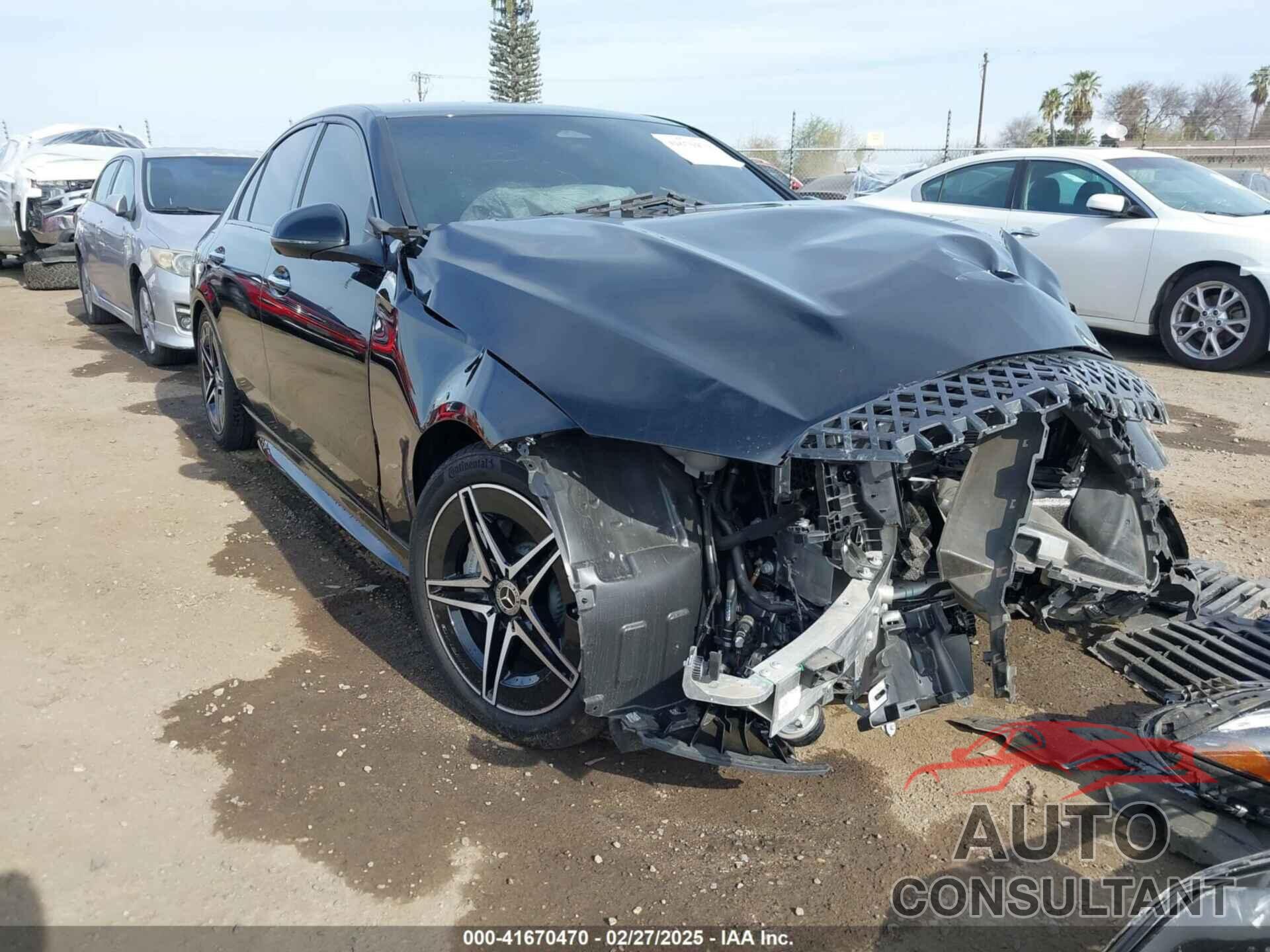 MERCEDES-BENZ C 300 2024 - W1KAF4HB2RR190933