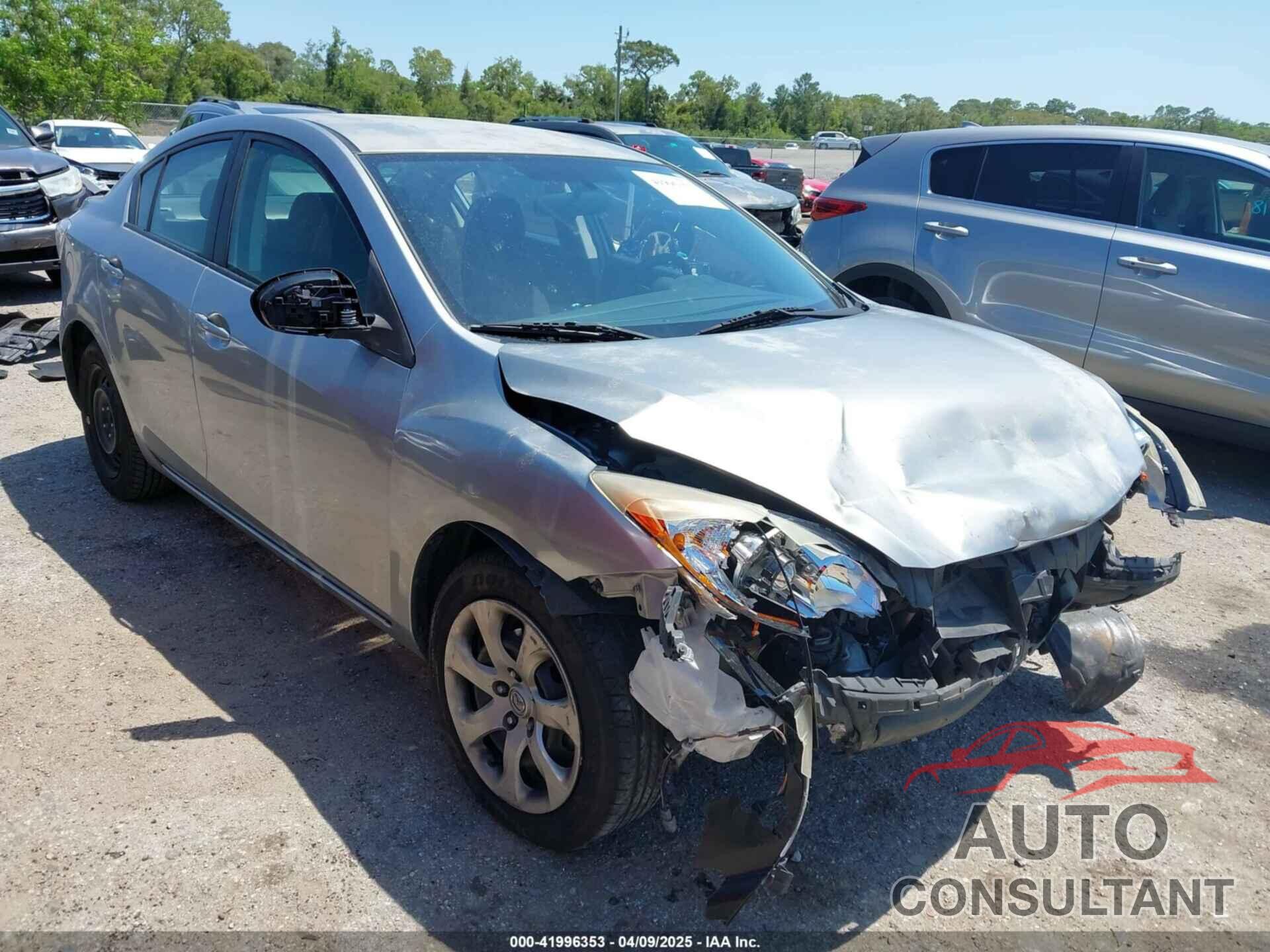 MAZDA MAZDA3 2013 - JM1BL1TF4D1844581