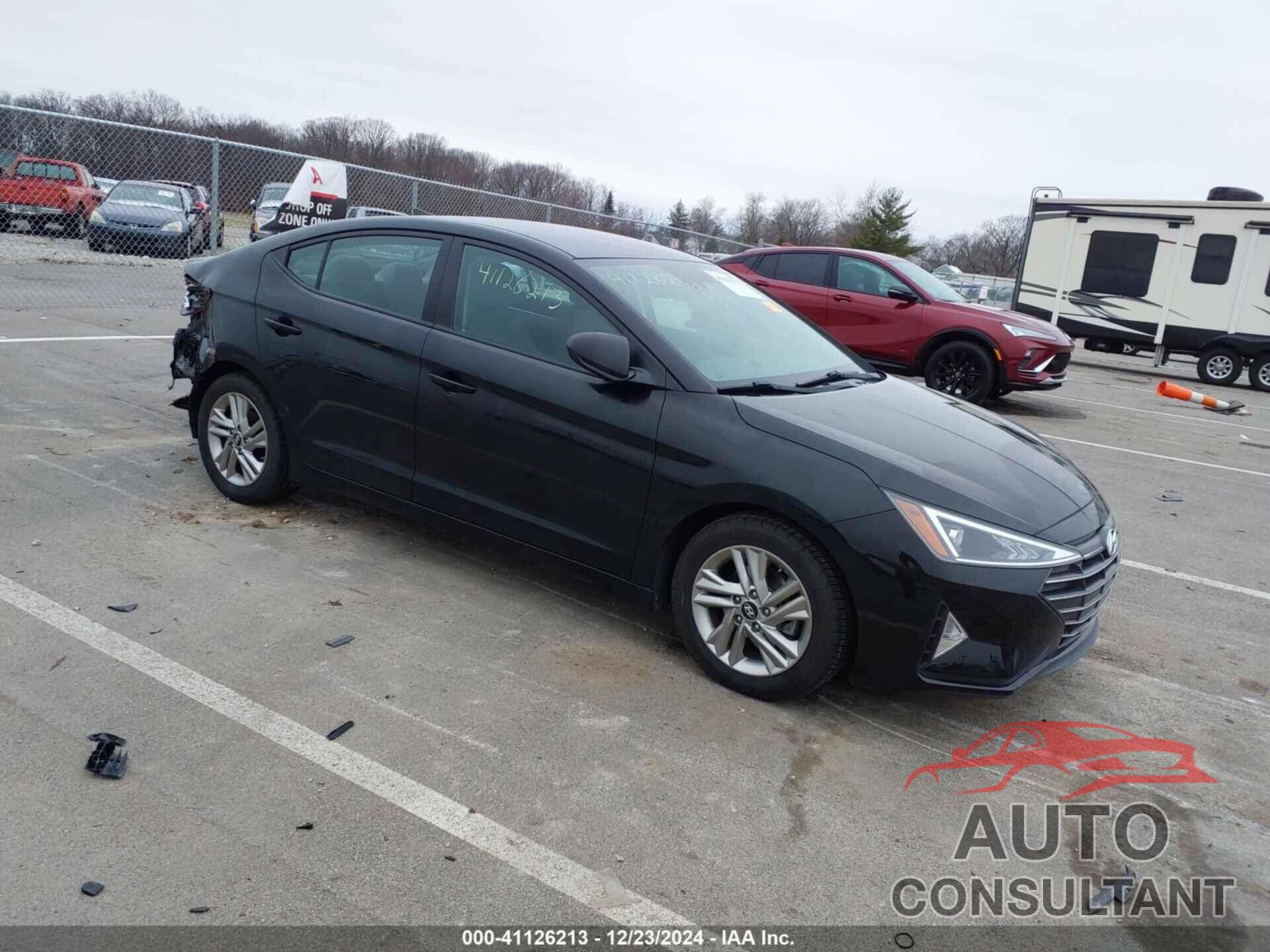 HYUNDAI ELANTRA 2019 - 5NPD84LF4KH462097