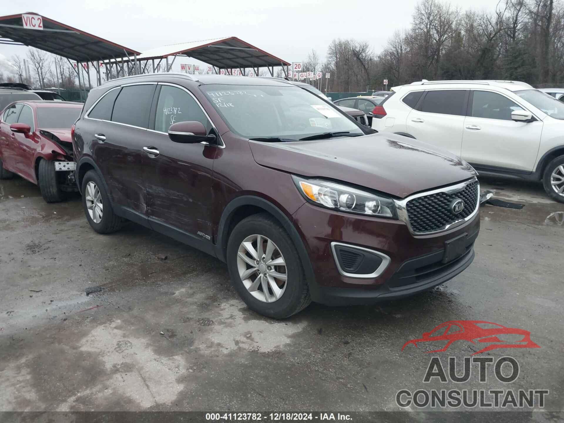 KIA SORENTO 2018 - 5XYPGDA53JG392088