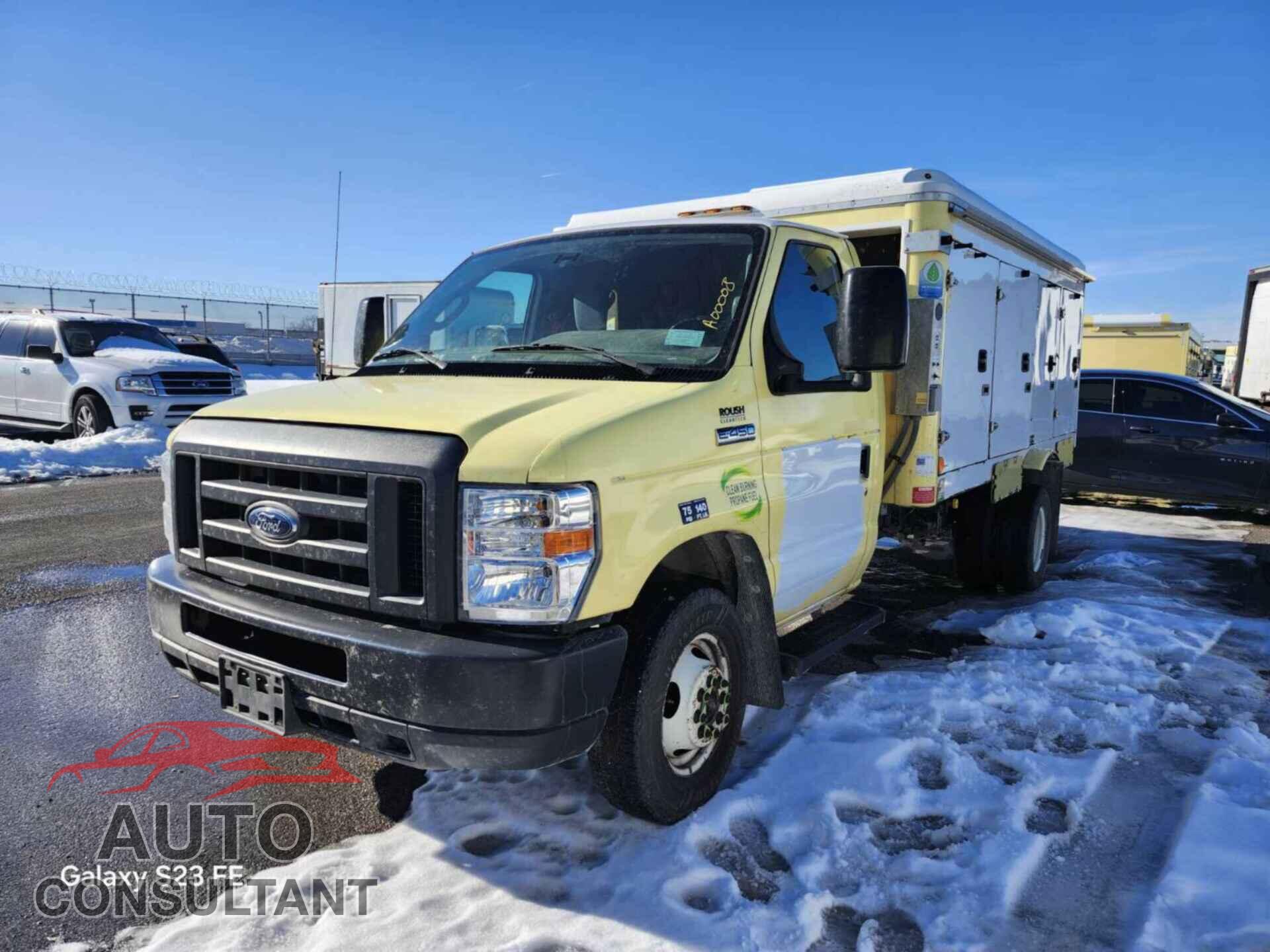 FORD ECONOLINE 2018 - 1FDXE4FS7JDC33217