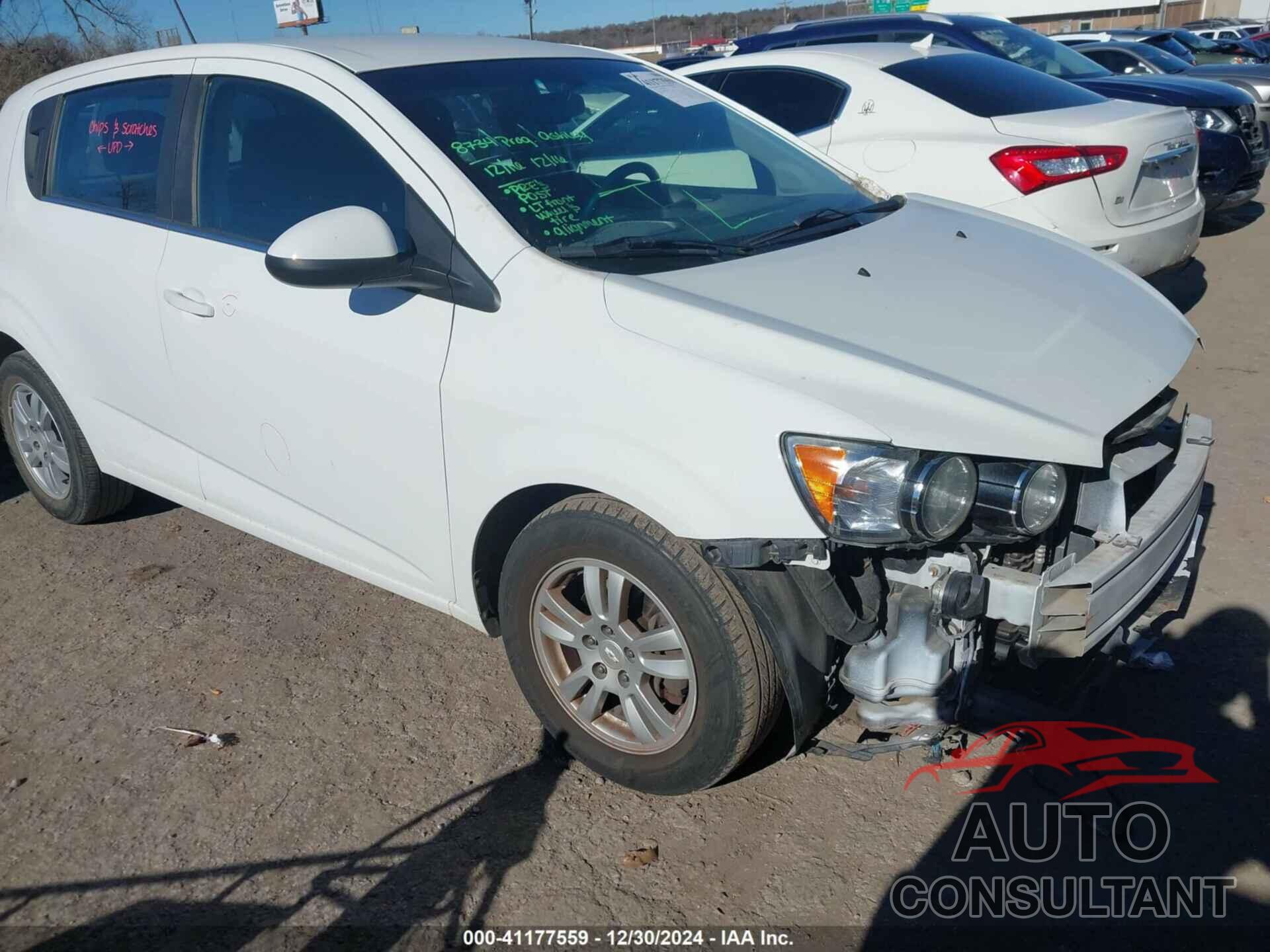 CHEVROLET SONIC 2015 - 1G1JC6SH3F4202861