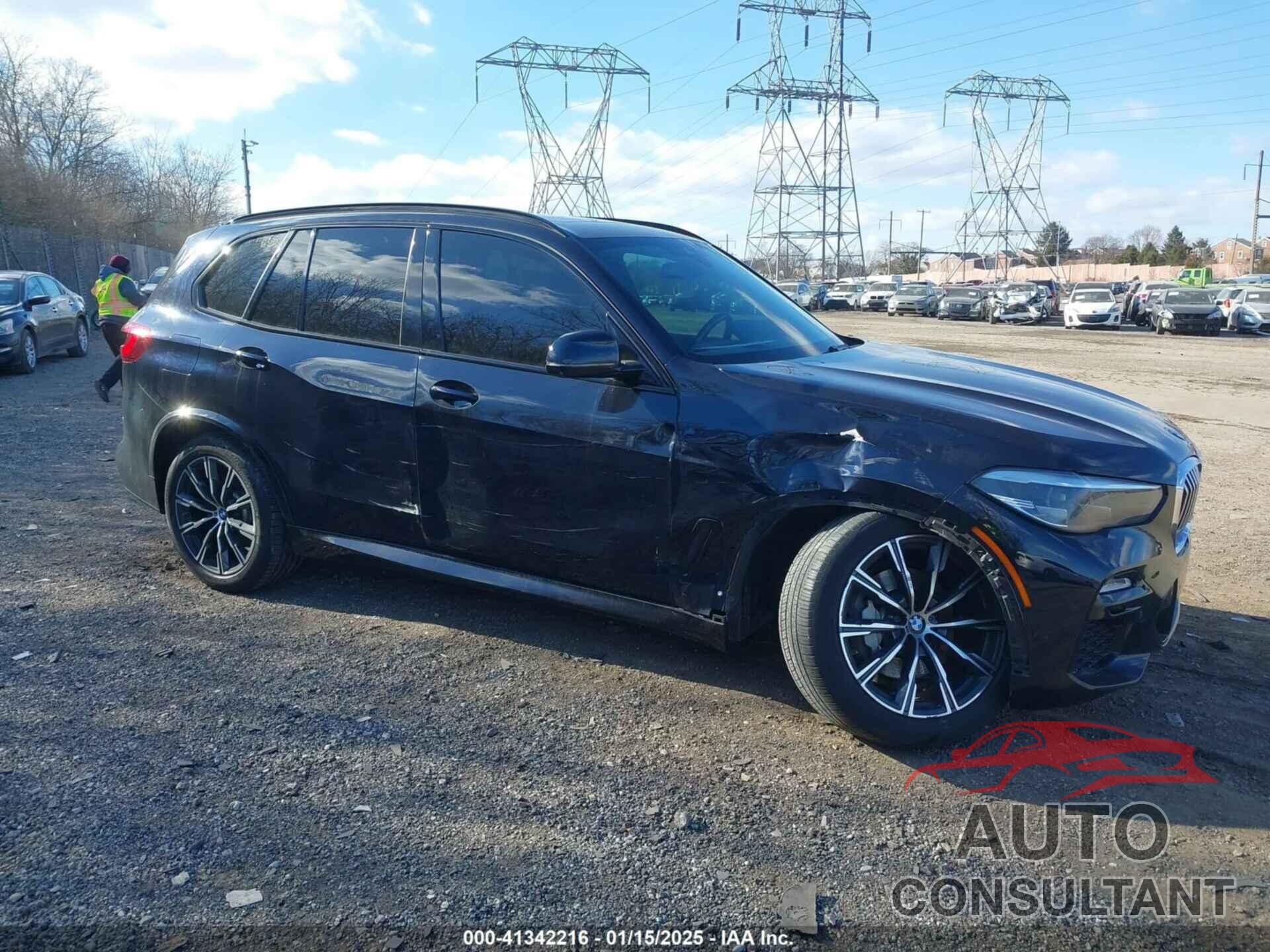 BMW X5 2019 - 5UXCR6C58KLL10006