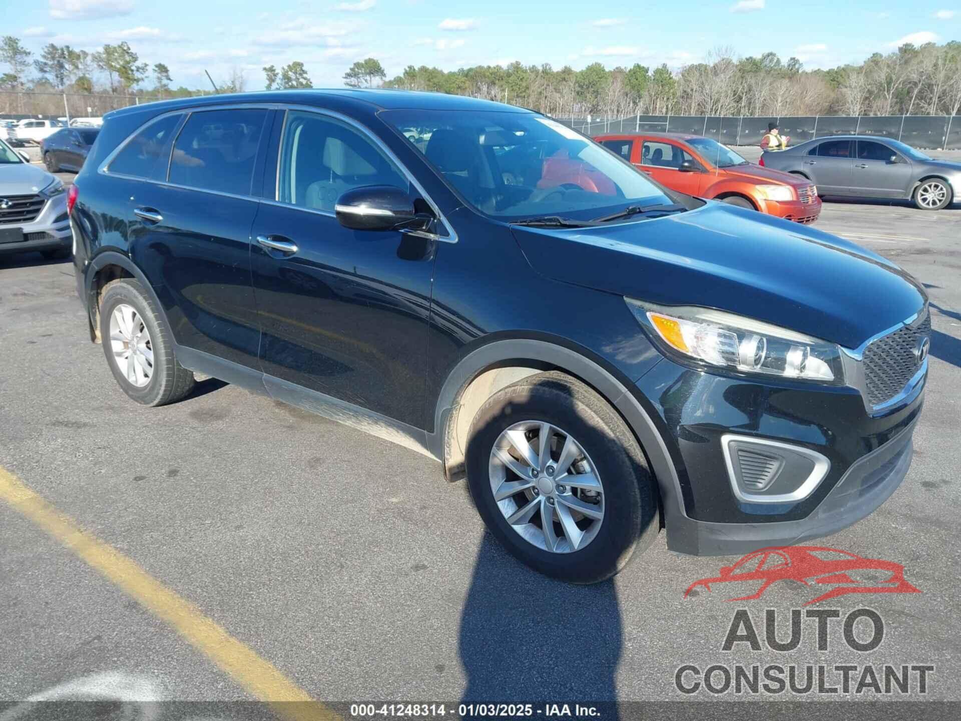 KIA SORENTO 2017 - 5XYPG4A32HG283243