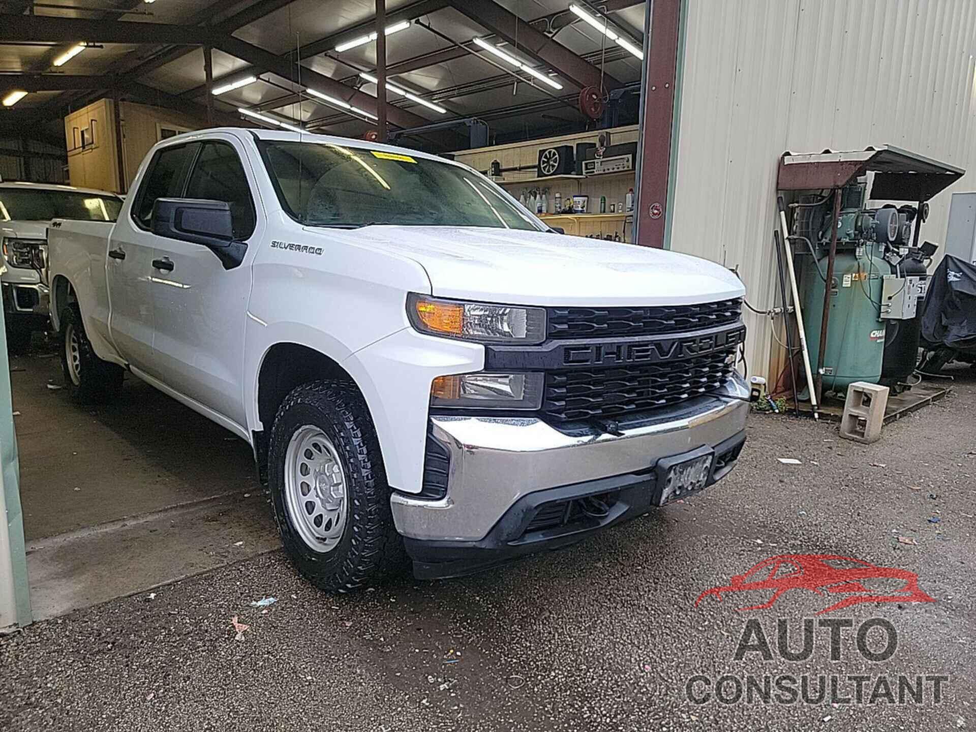 CHEVROLET SILVERADO 2020 - 1GCRYAEF0LZ171821