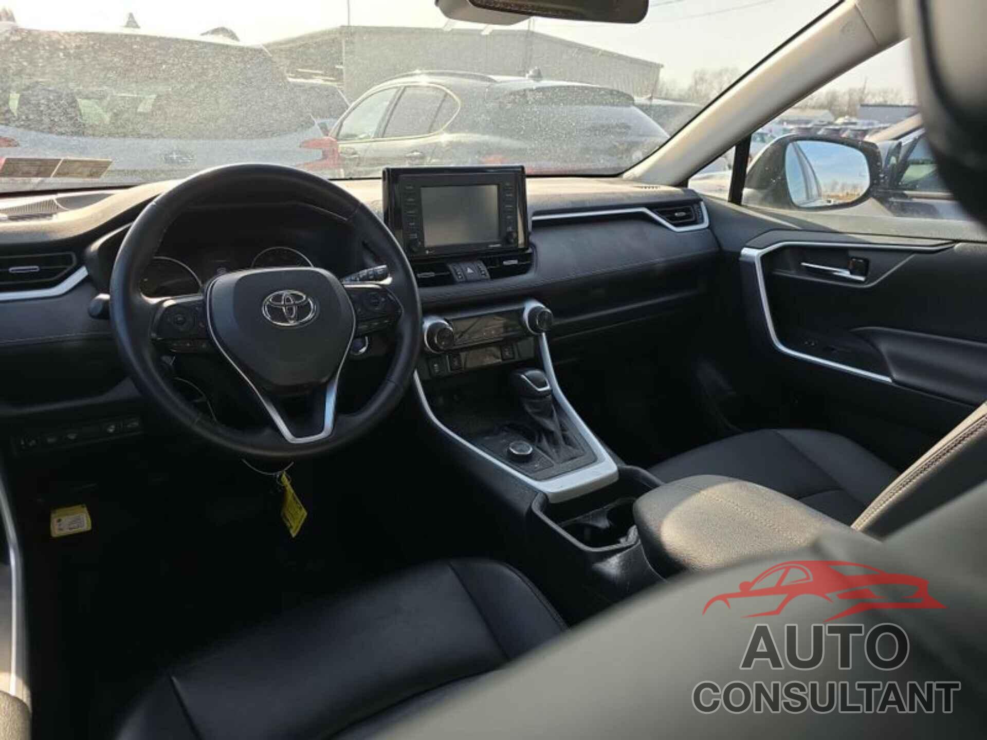 TOYOTA RAV4 HYBRID 2021 - 4T3B6RFV8MU031965