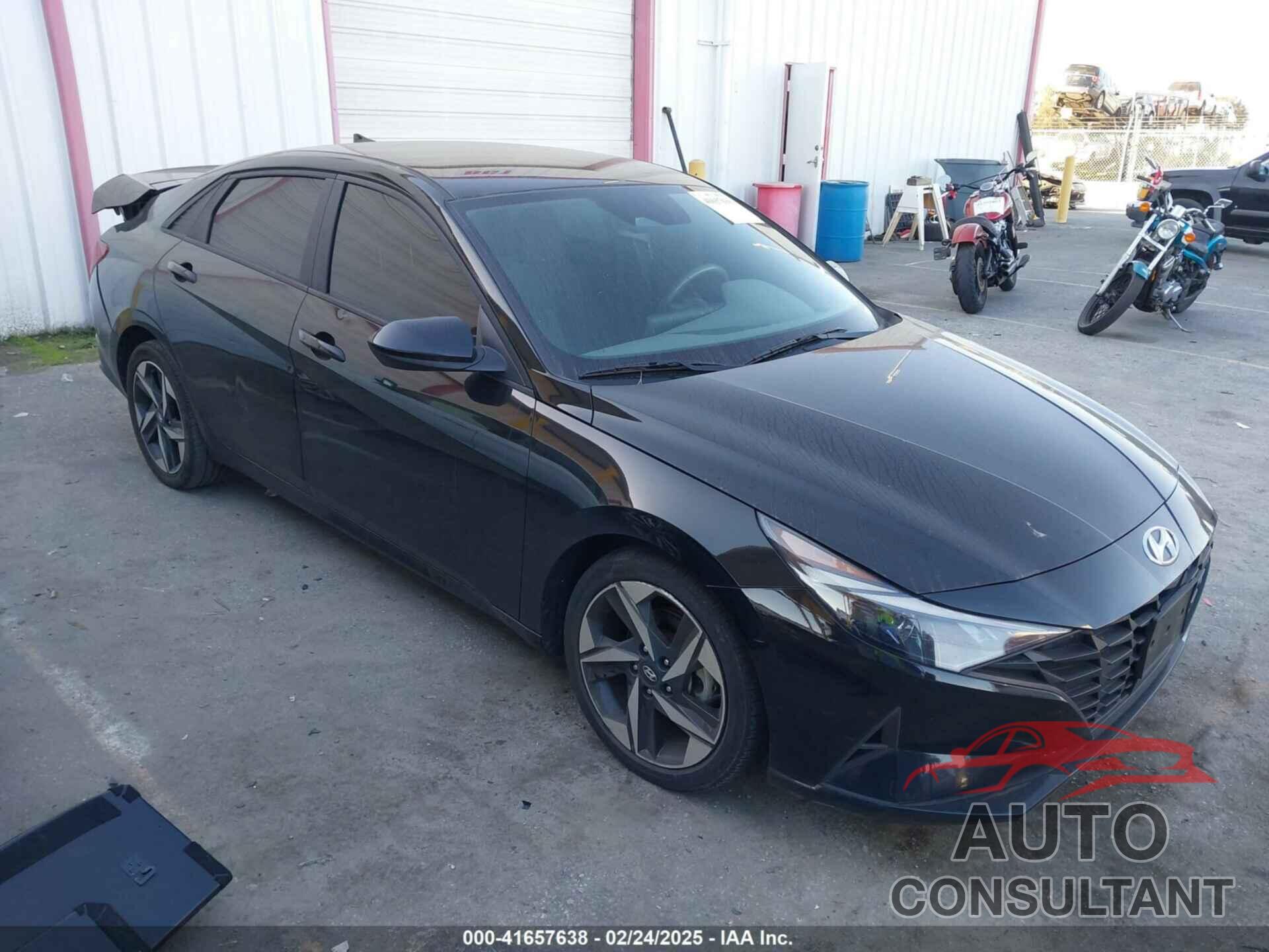 HYUNDAI ELANTRA 2023 - KMHLS4AG6PU420368