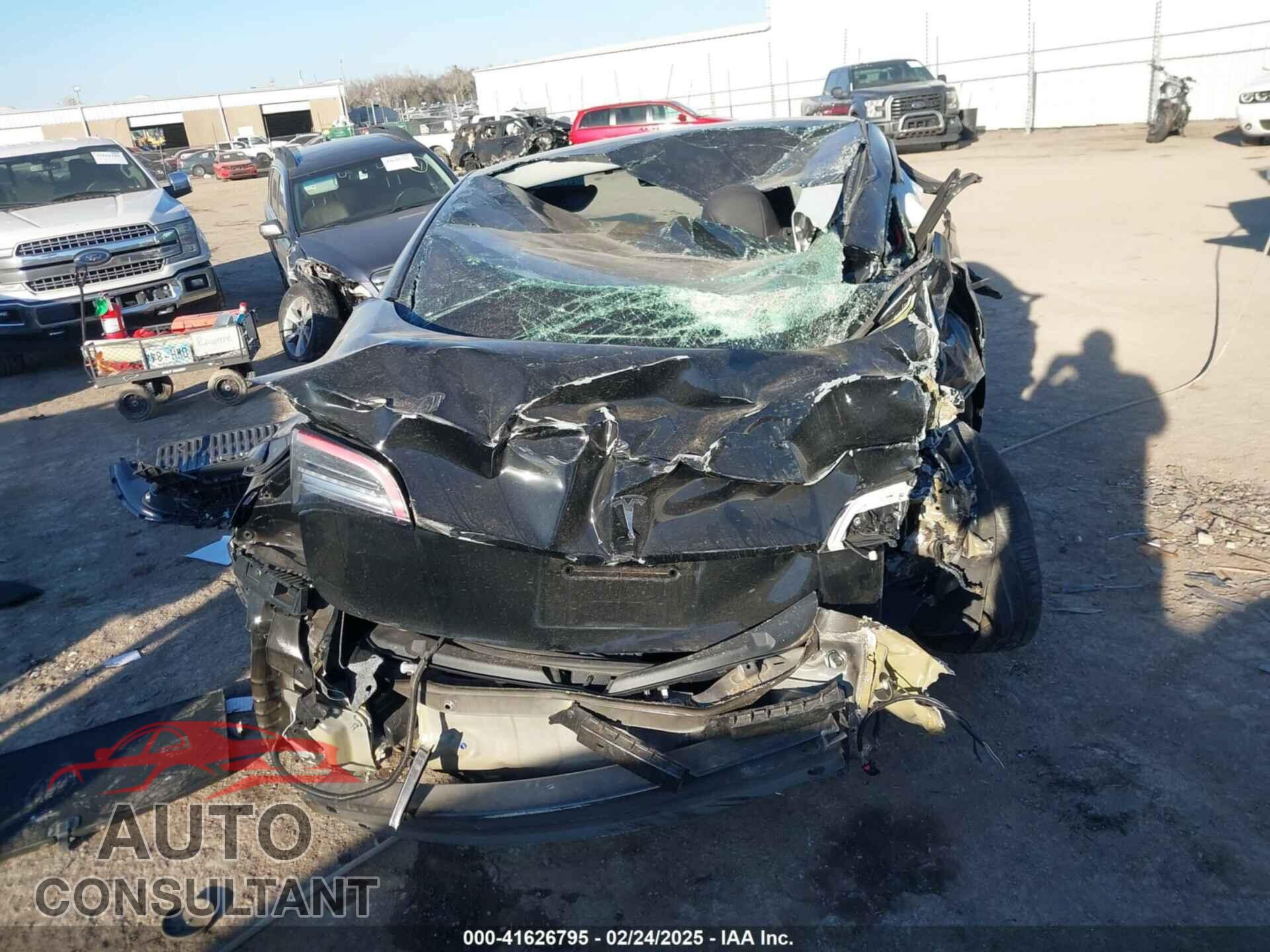 TESLA MODEL 3 2023 - 5YJ3E1EA3PF641256