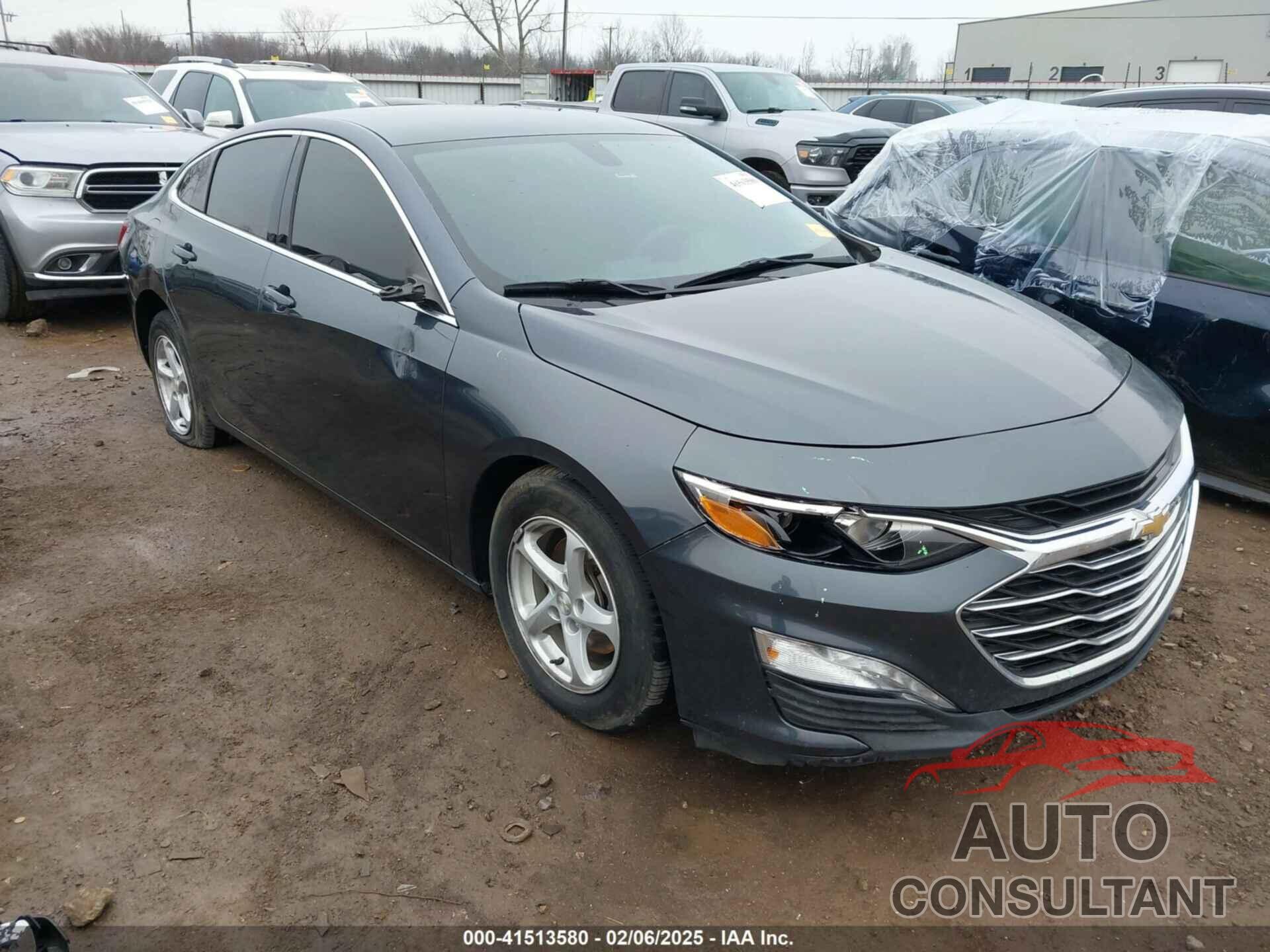 CHEVROLET MALIBU 2019 - 1G1ZD5ST4KF141307