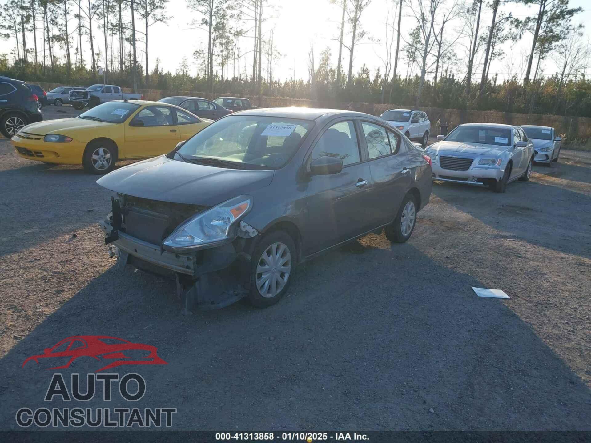 NISSAN VERSA 2017 - 3N1CN7AP3HL850208