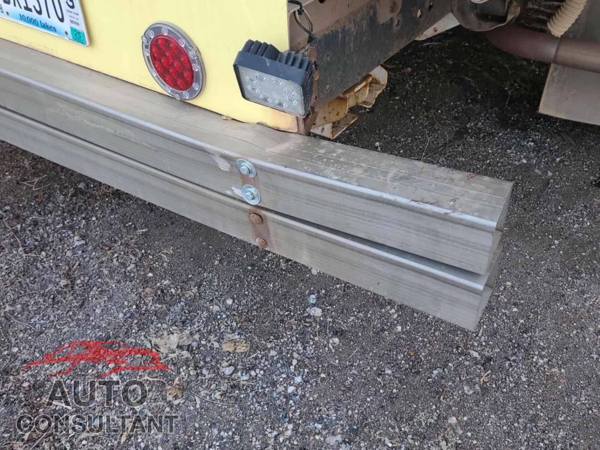 FORD ECONOLINE 2019 - 1FDXE4FS7KDC19318