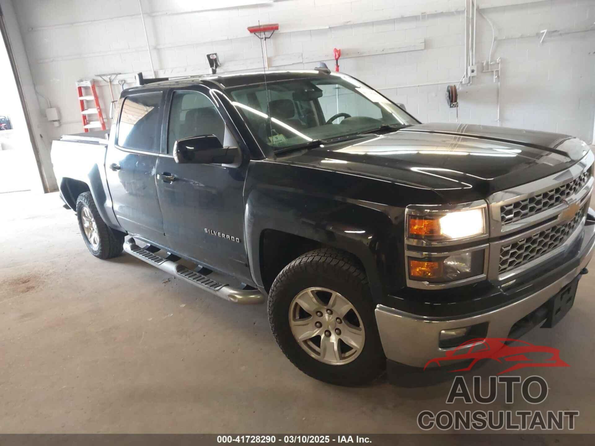 CHEVROLET SILVERADO 1500 2015 - 3GCUKRECXFG241779