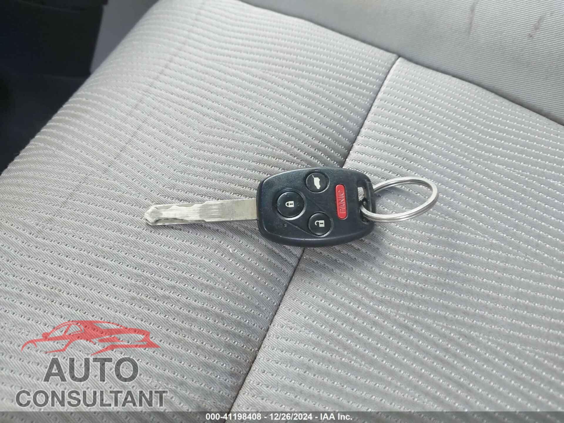 HONDA PILOT 2011 - 5FNYF3H41BB025262