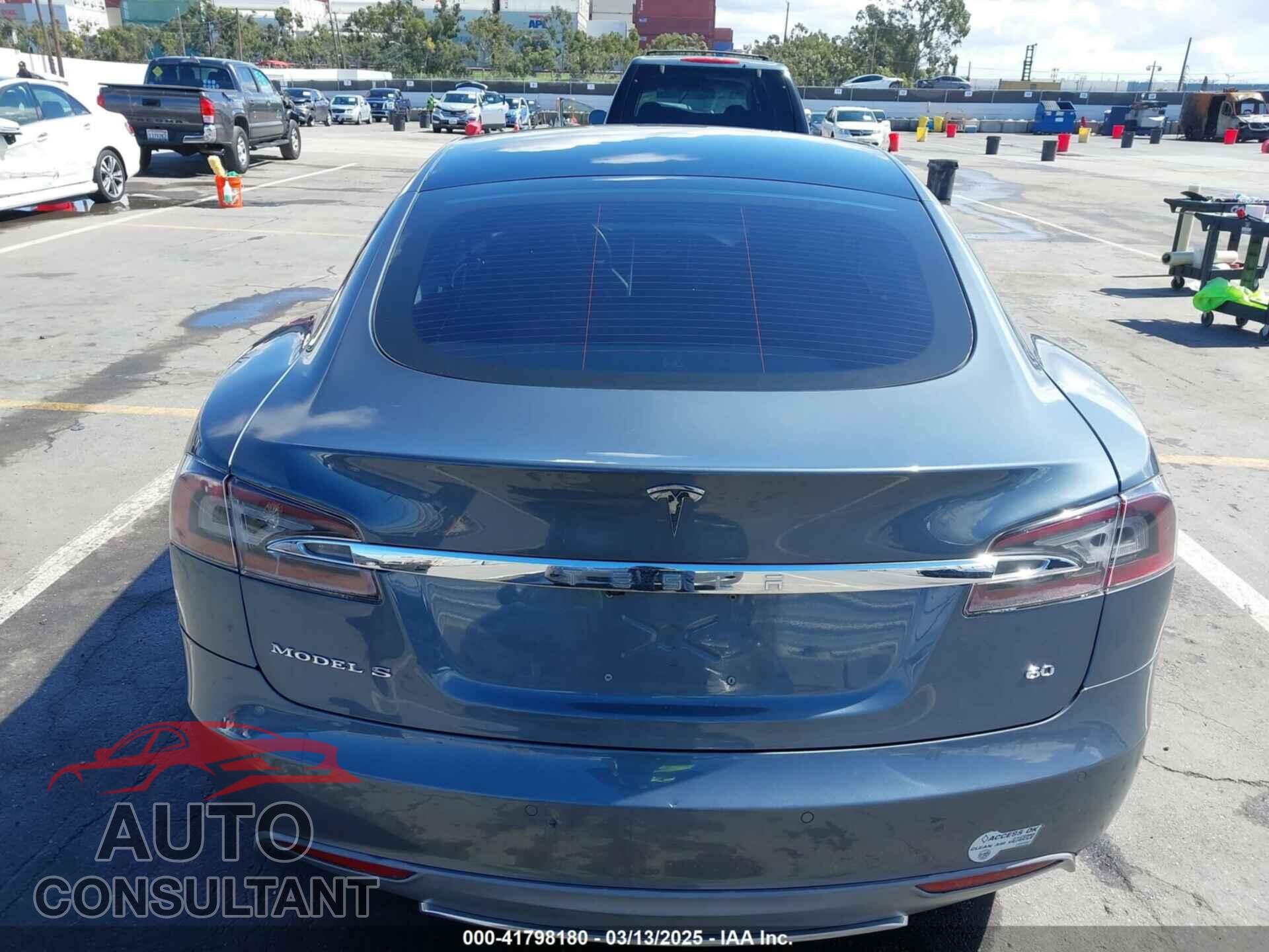 TESLA MODEL S 2014 - 5YJSA1S15EFP29010