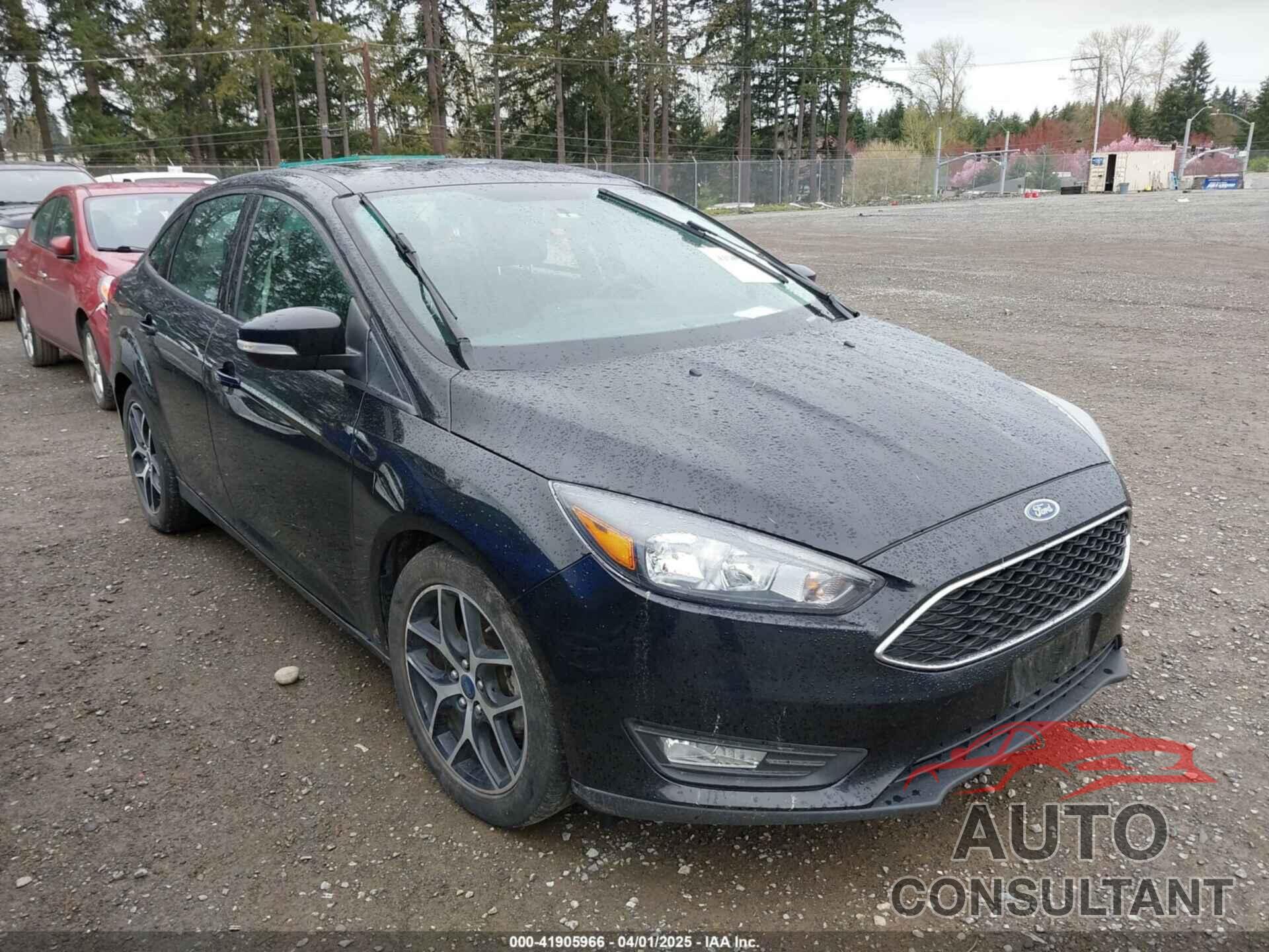 FORD FOCUS 2018 - 1FADP3H29JL294427