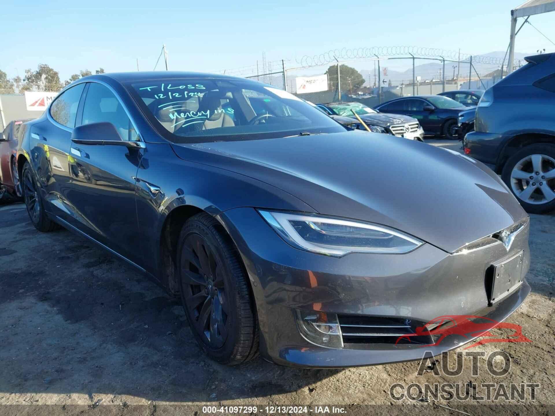 TESLA MODEL S 2018 - 5YJSA1E24JF291613