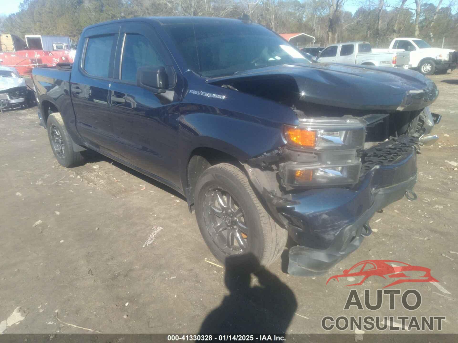 CHEVROLET SILVERADO 1500 2021 - 1GCPWBEH5MZ172338