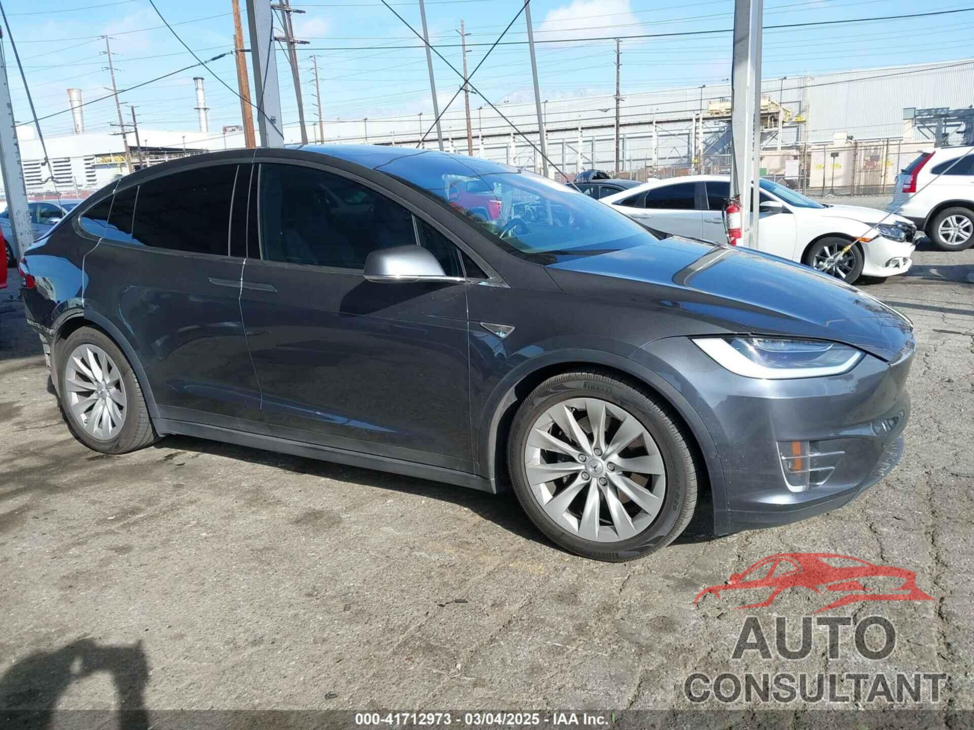 TESLA MODEL X 2016 - 5YJXCBE2XGF006279