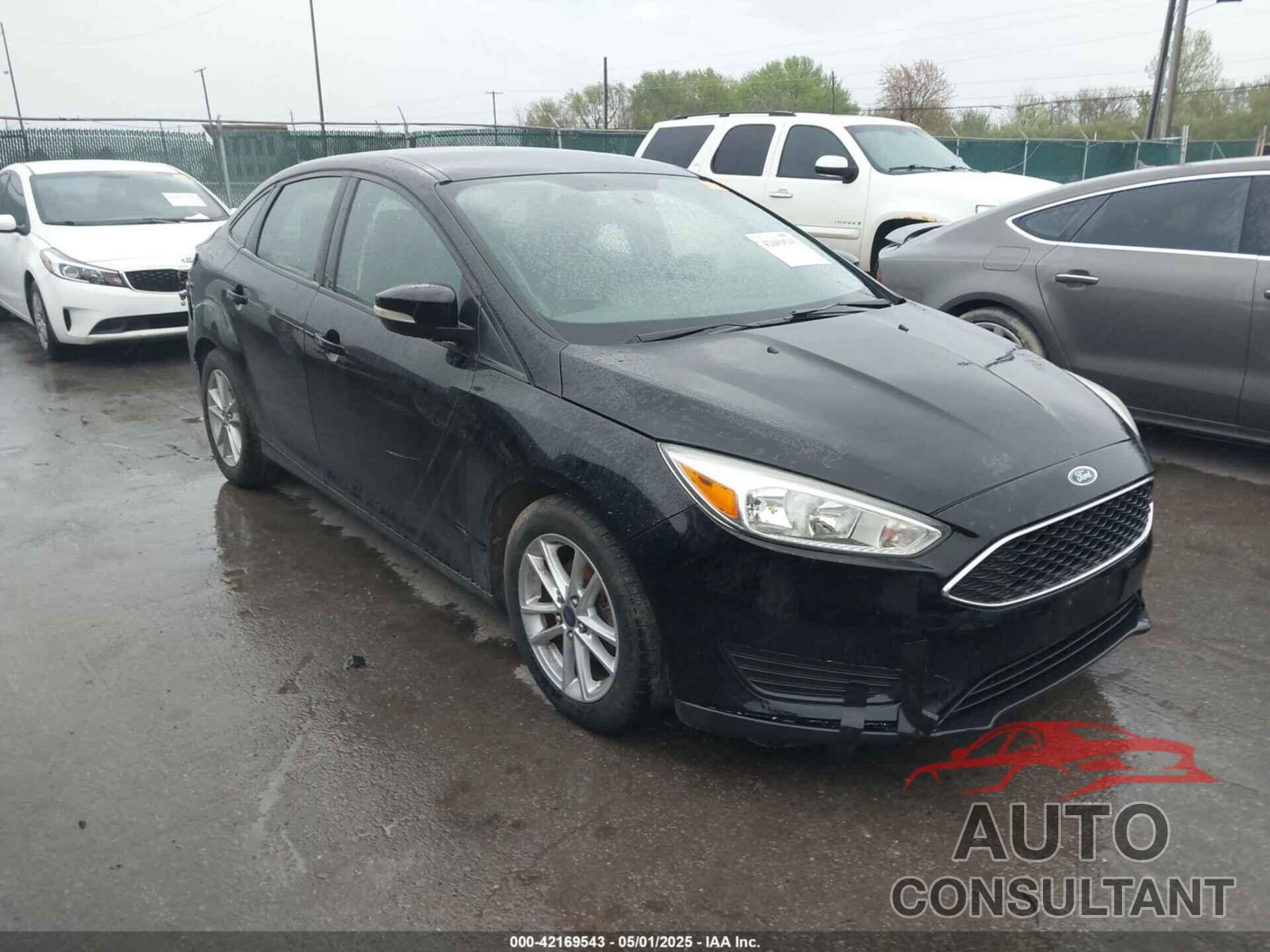 FORD FOCUS 2016 - 1FADP3F22GL229348