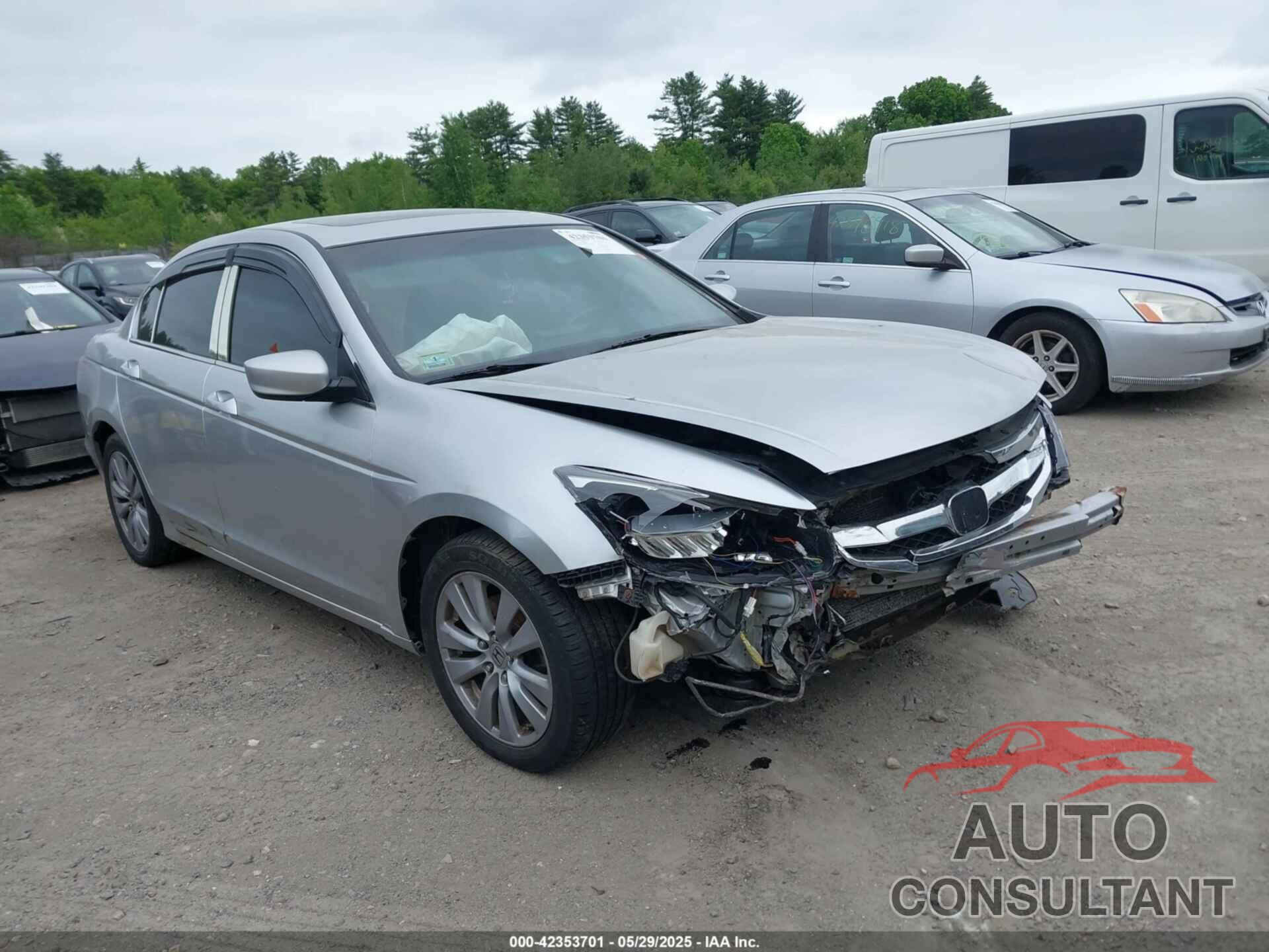 HONDA ACCORD 2011 - 1HGCP2F80BA048923