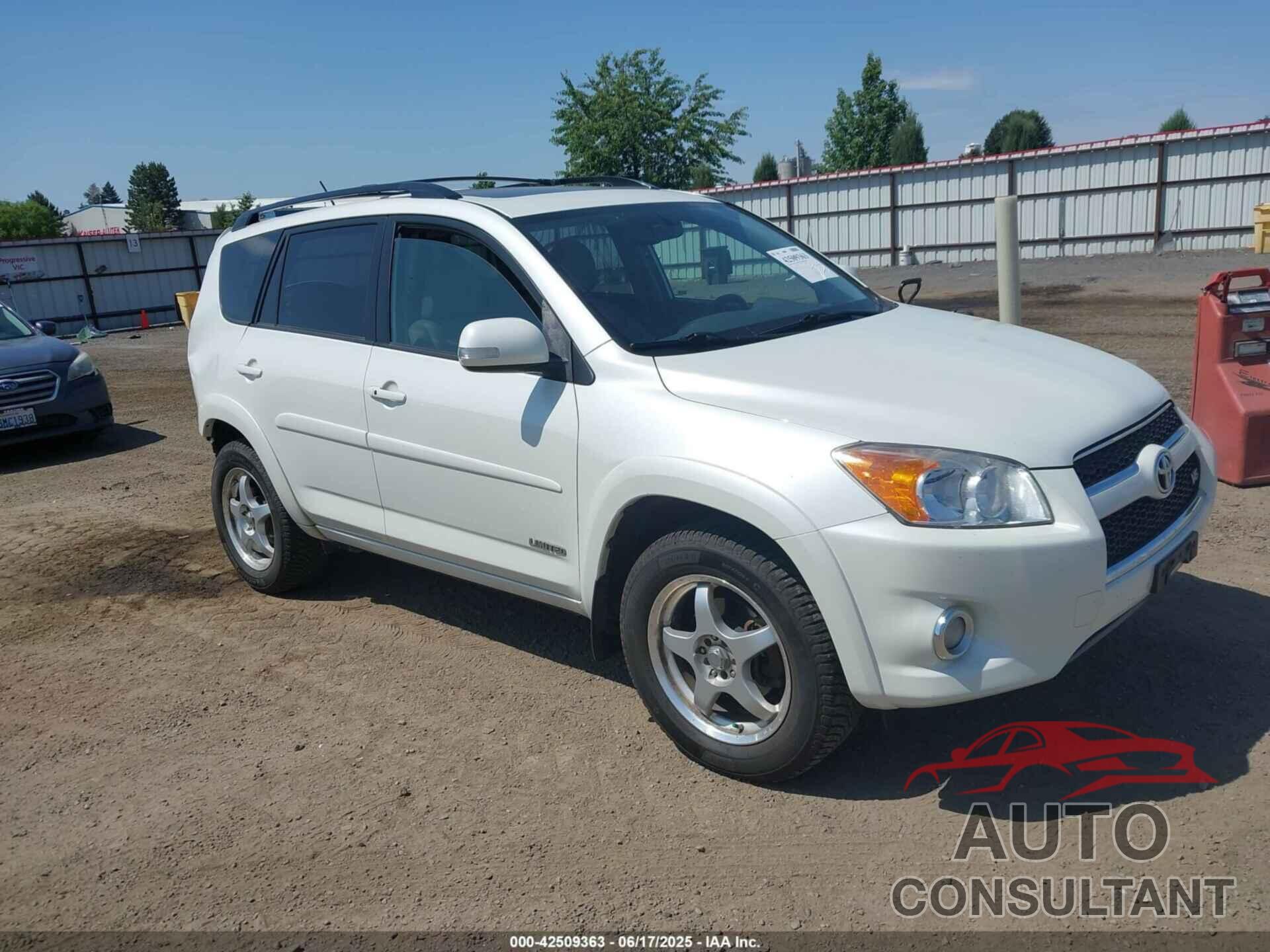 TOYOTA RAV4 2010 - JTMDK4DV0AD017206