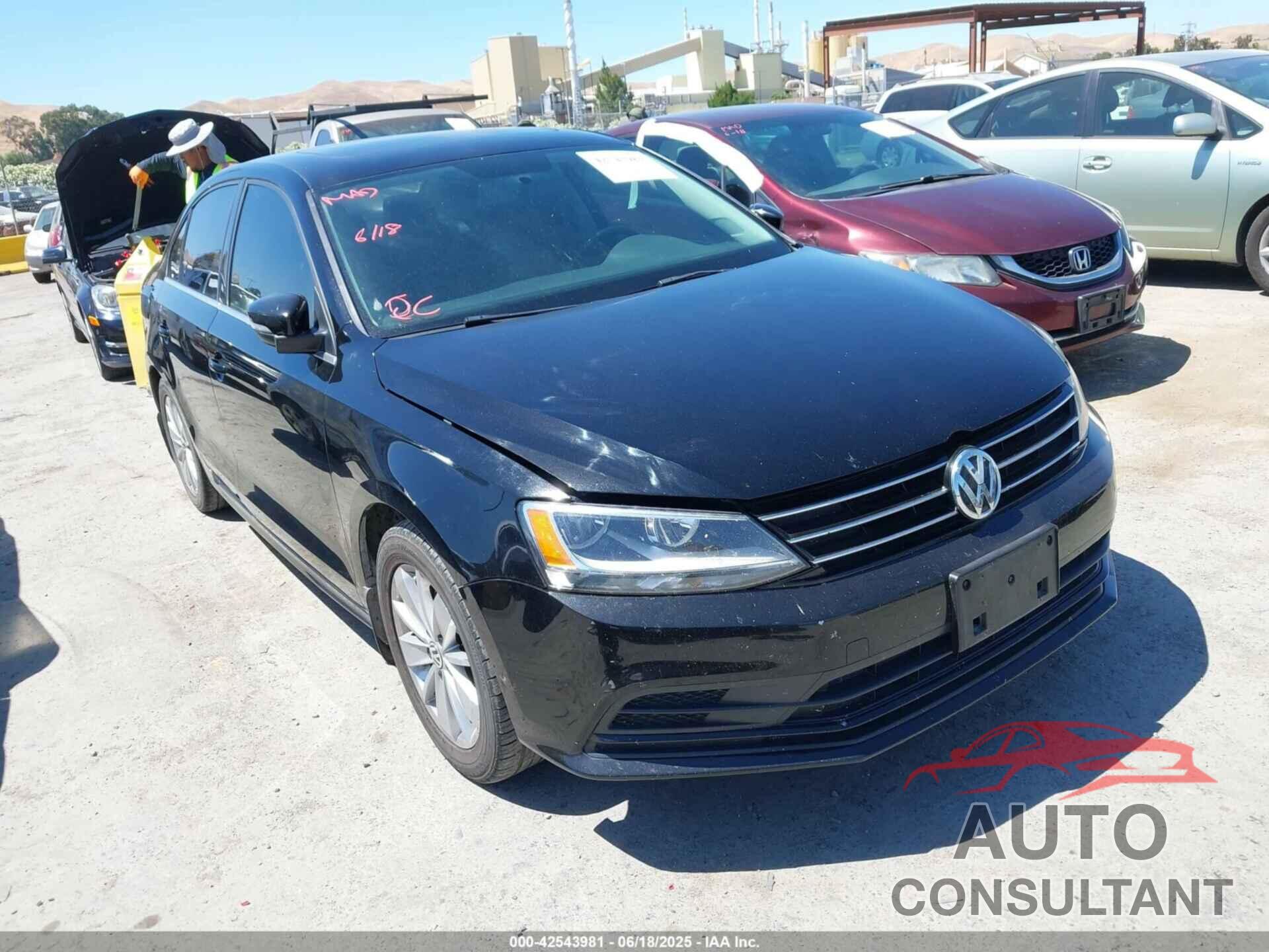 VOLKSWAGEN JETTA 2015 - 3VWD17AJ9FM298291