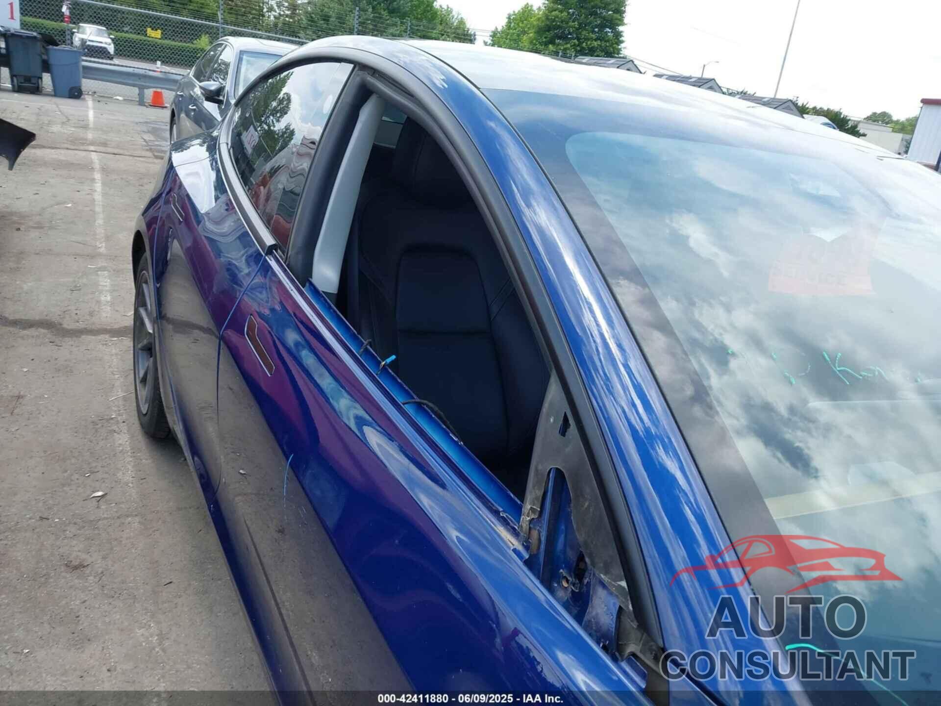 TESLA MODEL 3 2021 - 5YJ3E1EB9MF974887